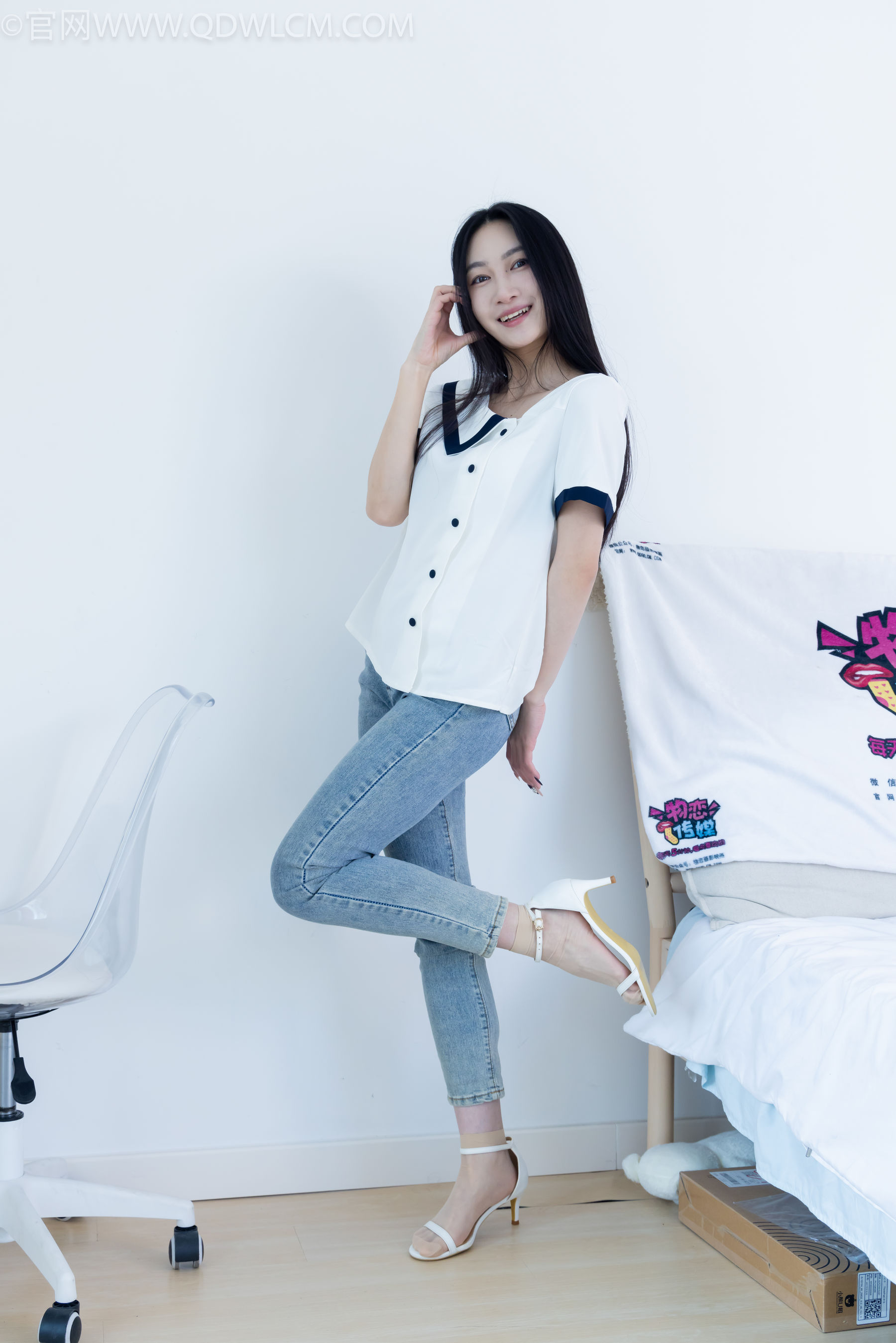 物恋传媒 No.2280 小影 - 高跟凉鞋、短肉丝/(159P)