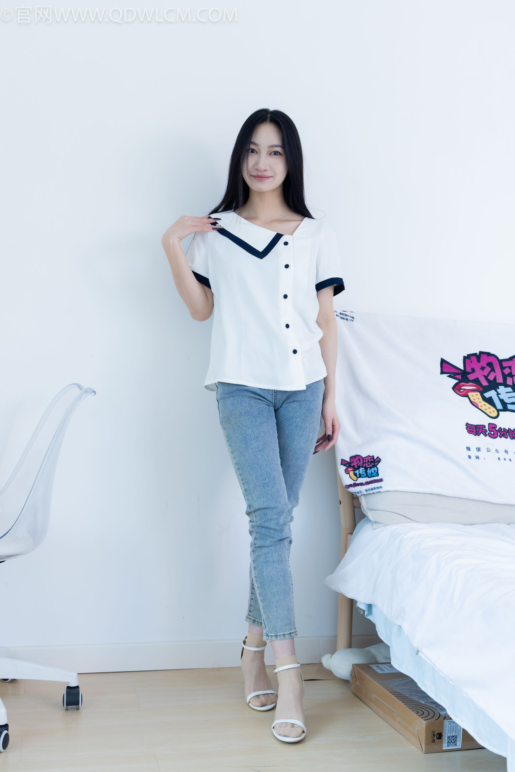 物恋传媒 No.2280 小影 - 高跟凉鞋、短肉丝/(159P)