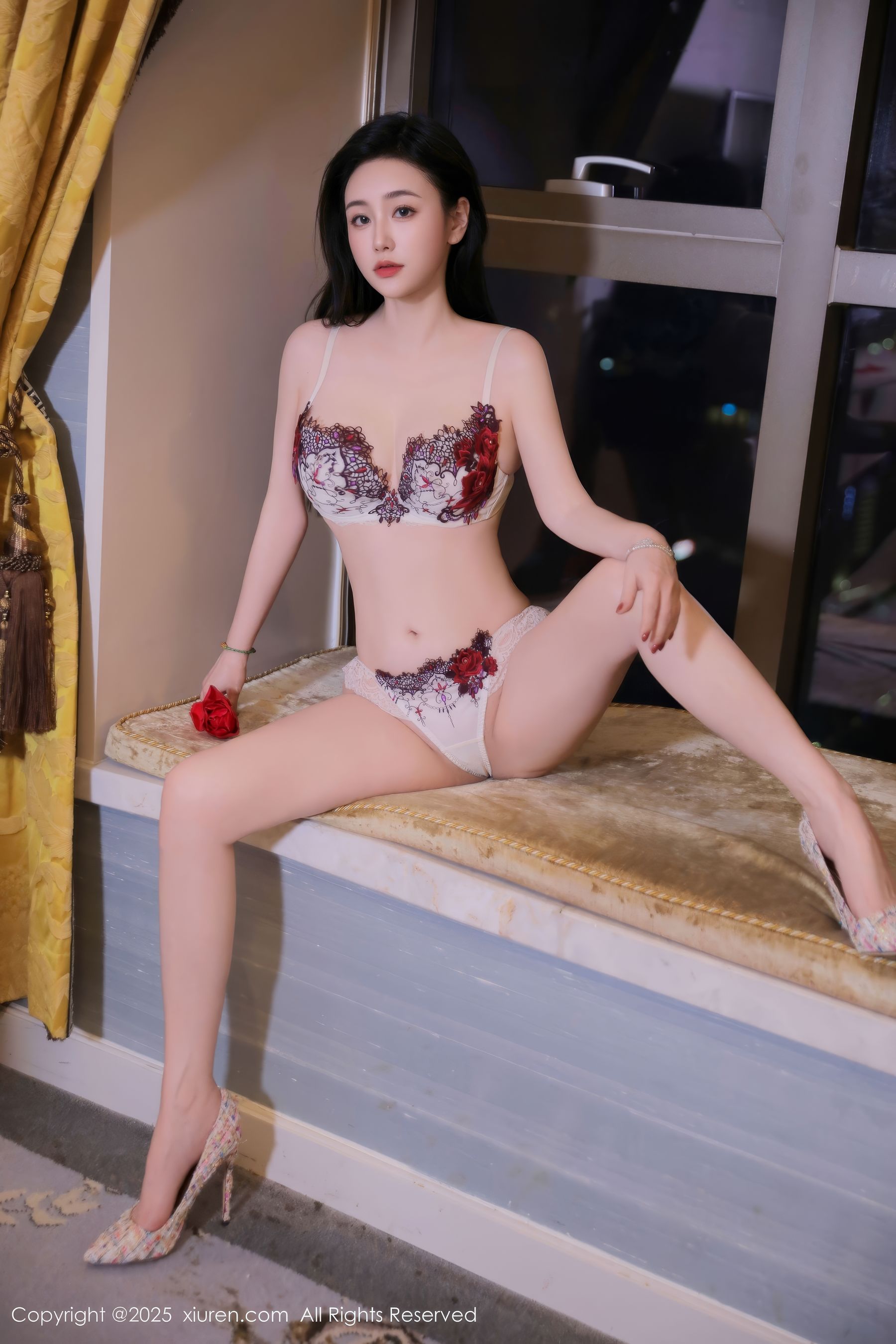 [秀人XiuRen] 2025.03.04 No.9963 乔娜娜/(48P)