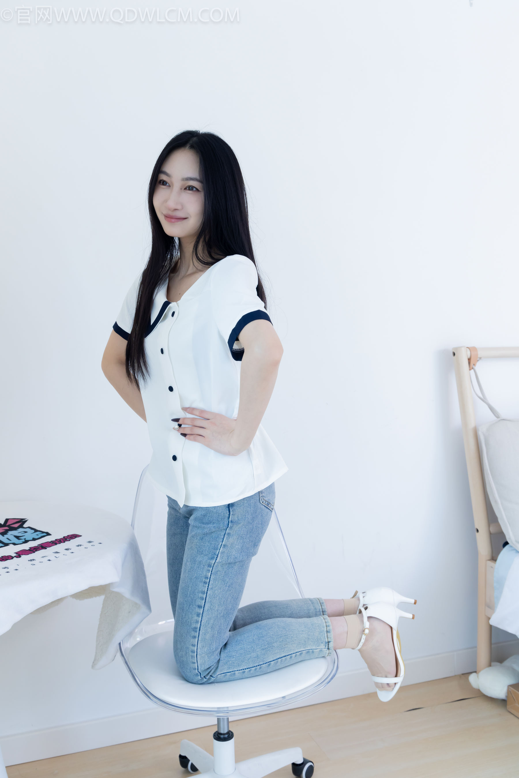 物恋传媒 No.2280 小影 - 高跟凉鞋、短肉丝/(159P)