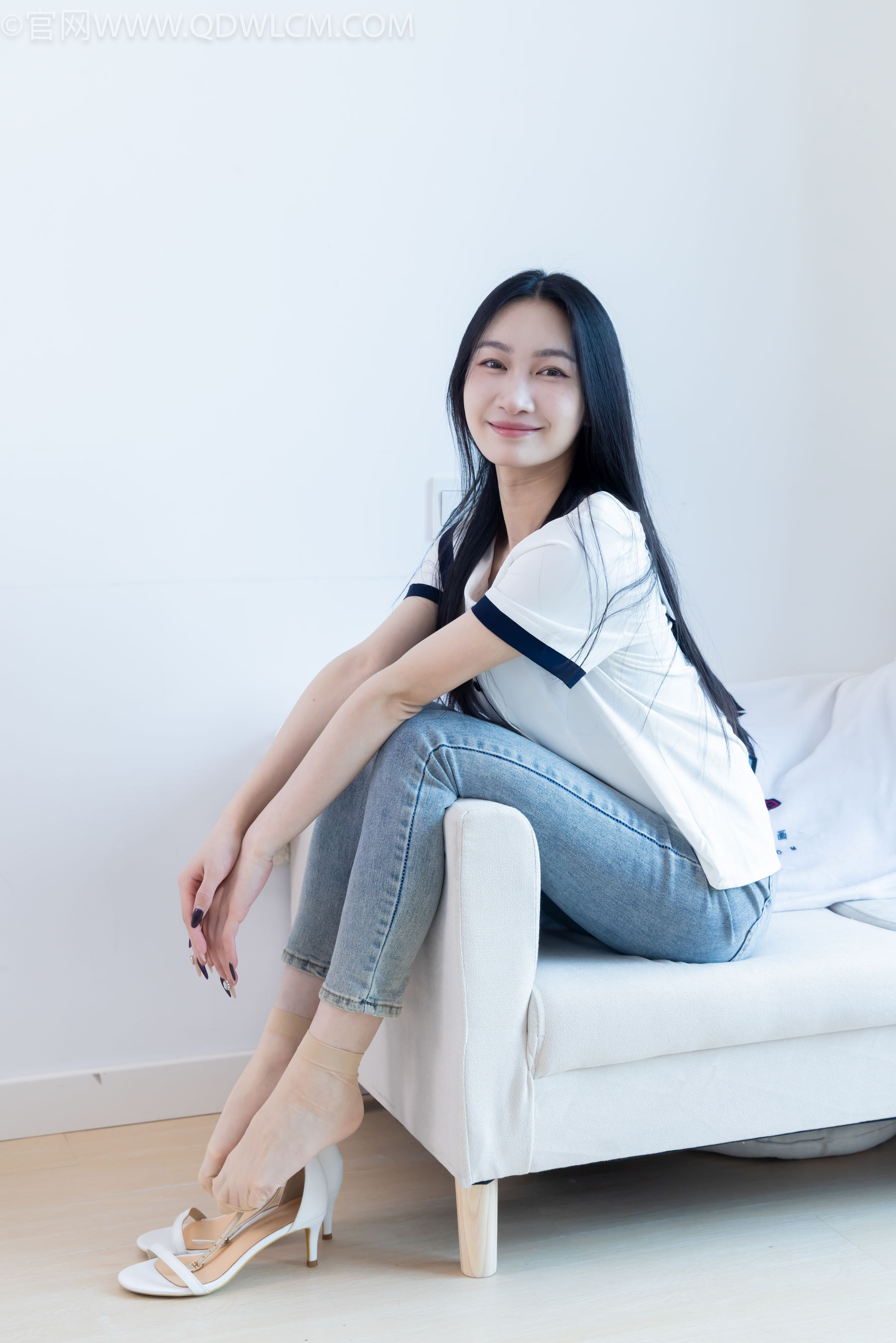 物恋传媒 No.2280 小影 - 高跟凉鞋、短肉丝/(159P)