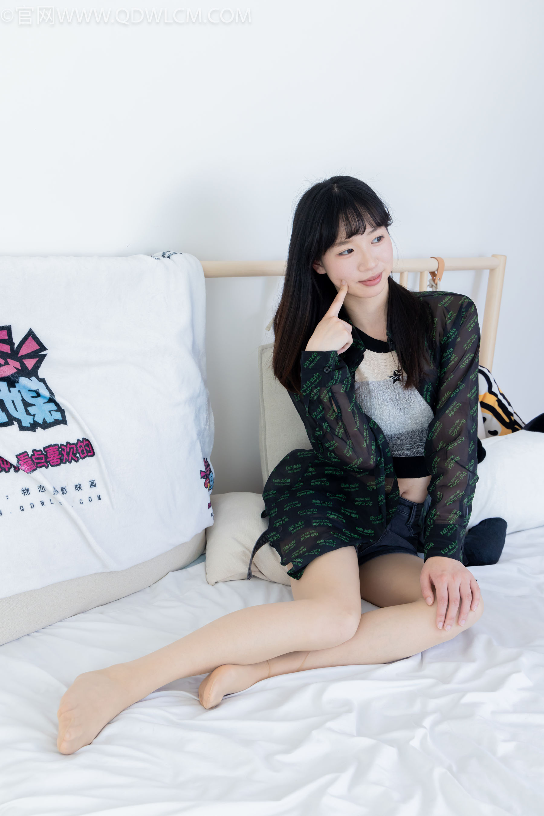 物恋传媒 No.2282 小左 - 高跟鞋、薄肉丝/(150P)