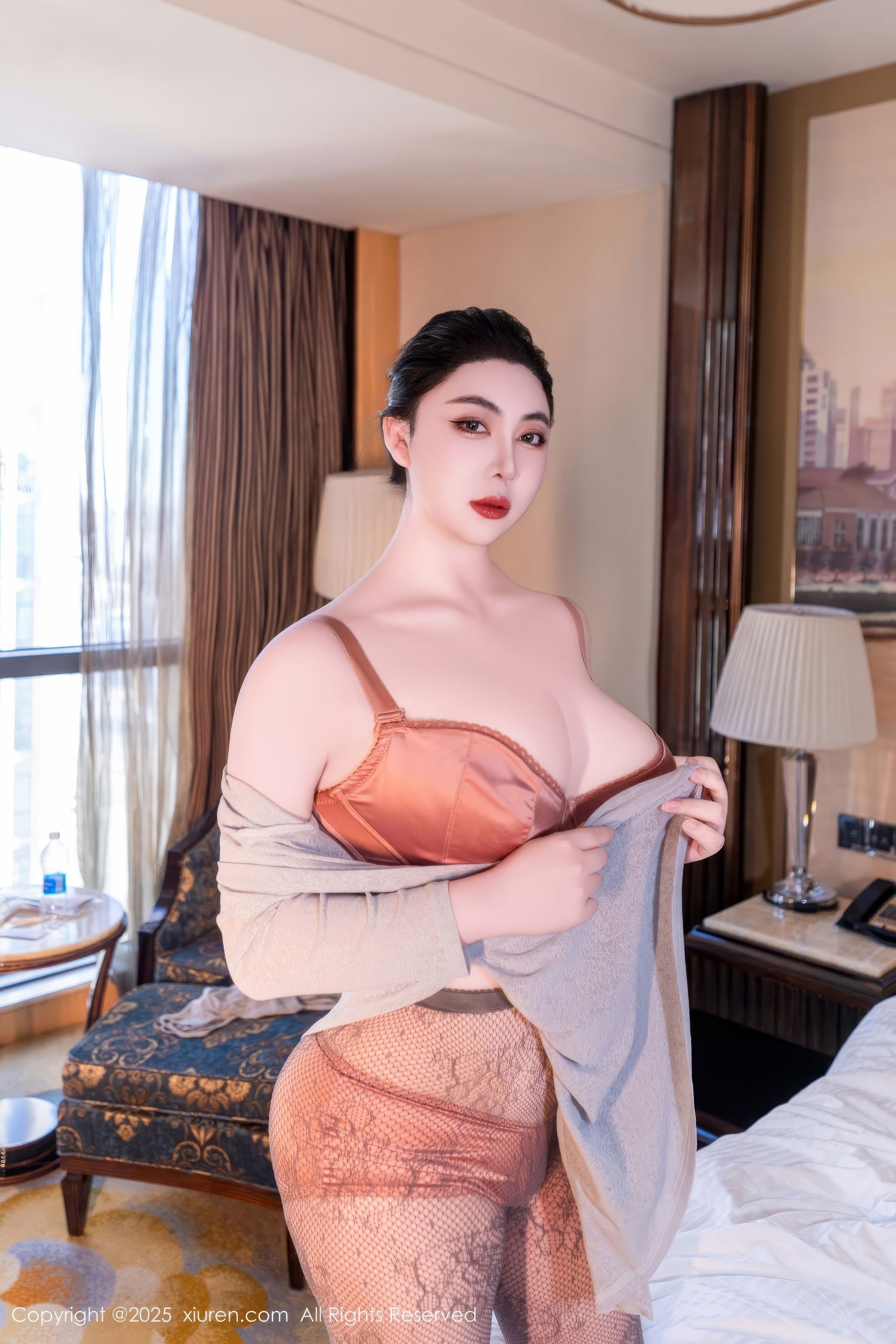 [秀人XiuRen] 2025.03.03 No.9955 风景尤美/(96P)