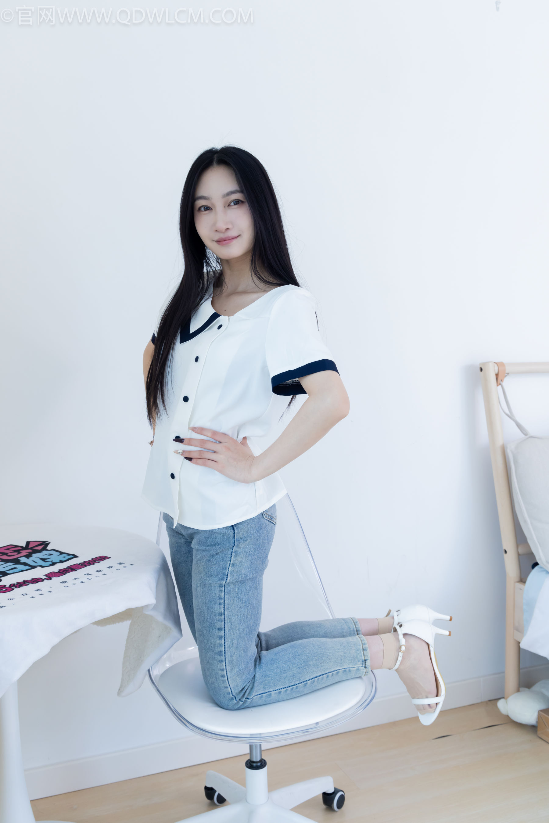 物恋传媒 No.2280 小影 - 高跟凉鞋、短肉丝/(159P)