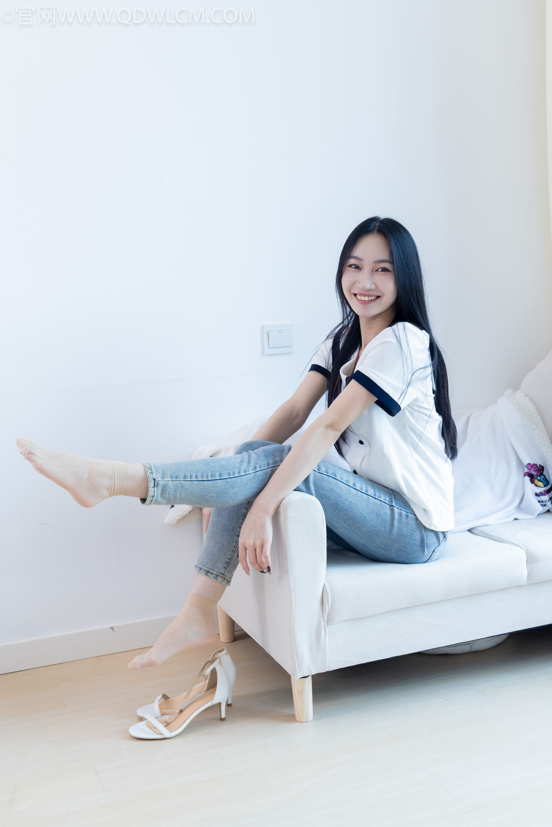 物恋传媒 No.2280 小影 - 高跟凉鞋、短肉丝/(159P)