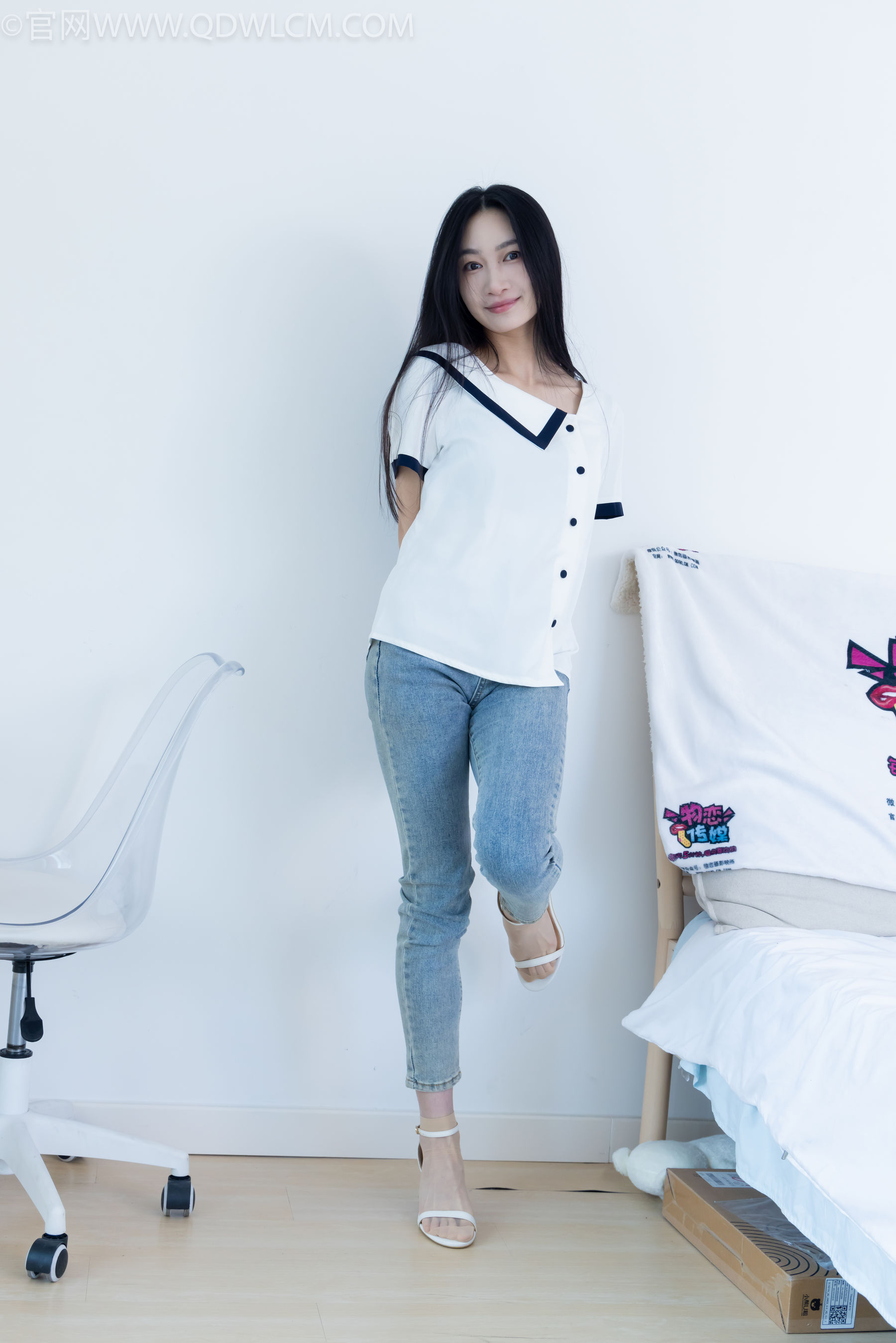 物恋传媒 No.2280 小影 - 高跟凉鞋、短肉丝/(159P)