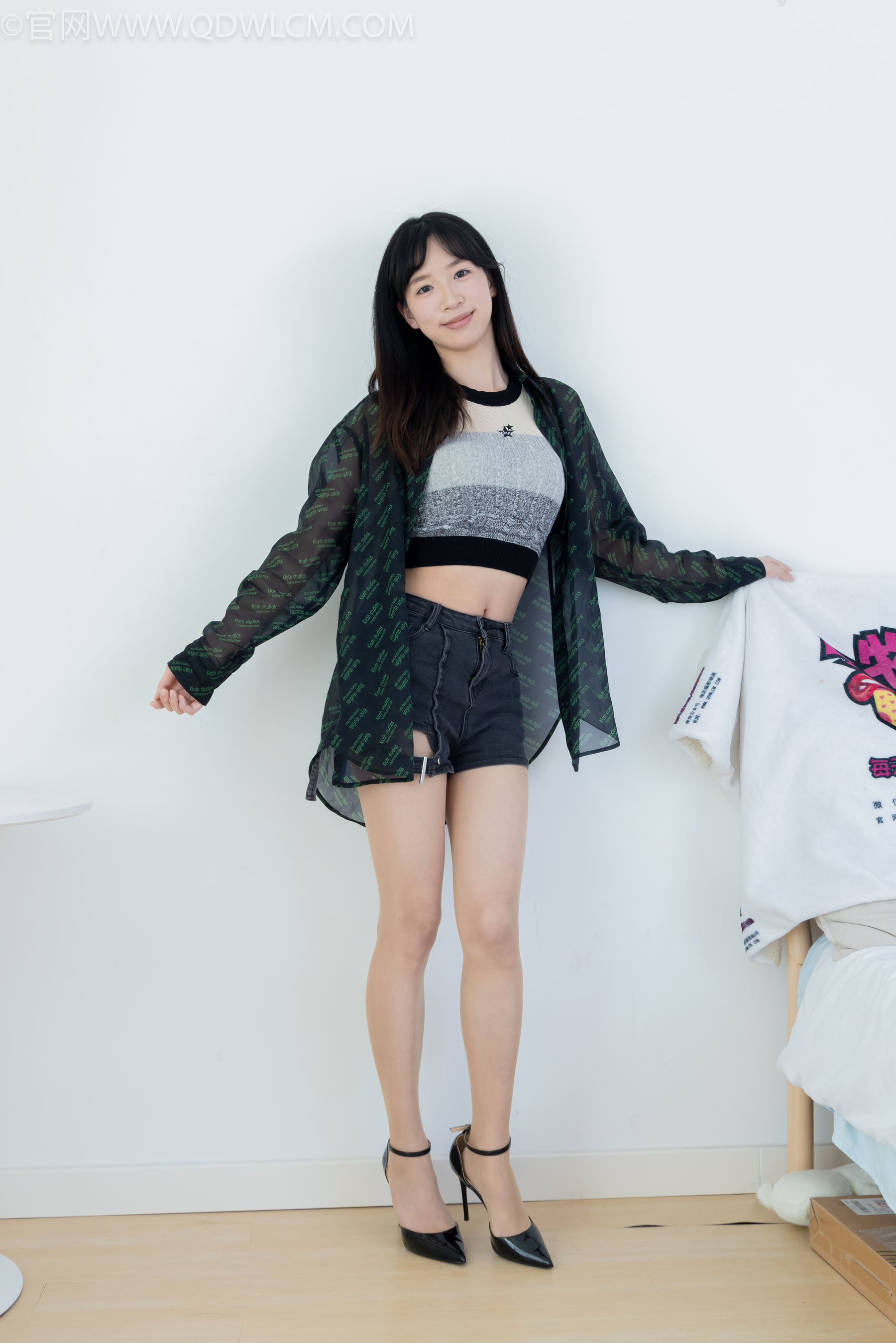 物恋传媒 No.2282 小左 - 高跟鞋、薄肉丝/(150P)