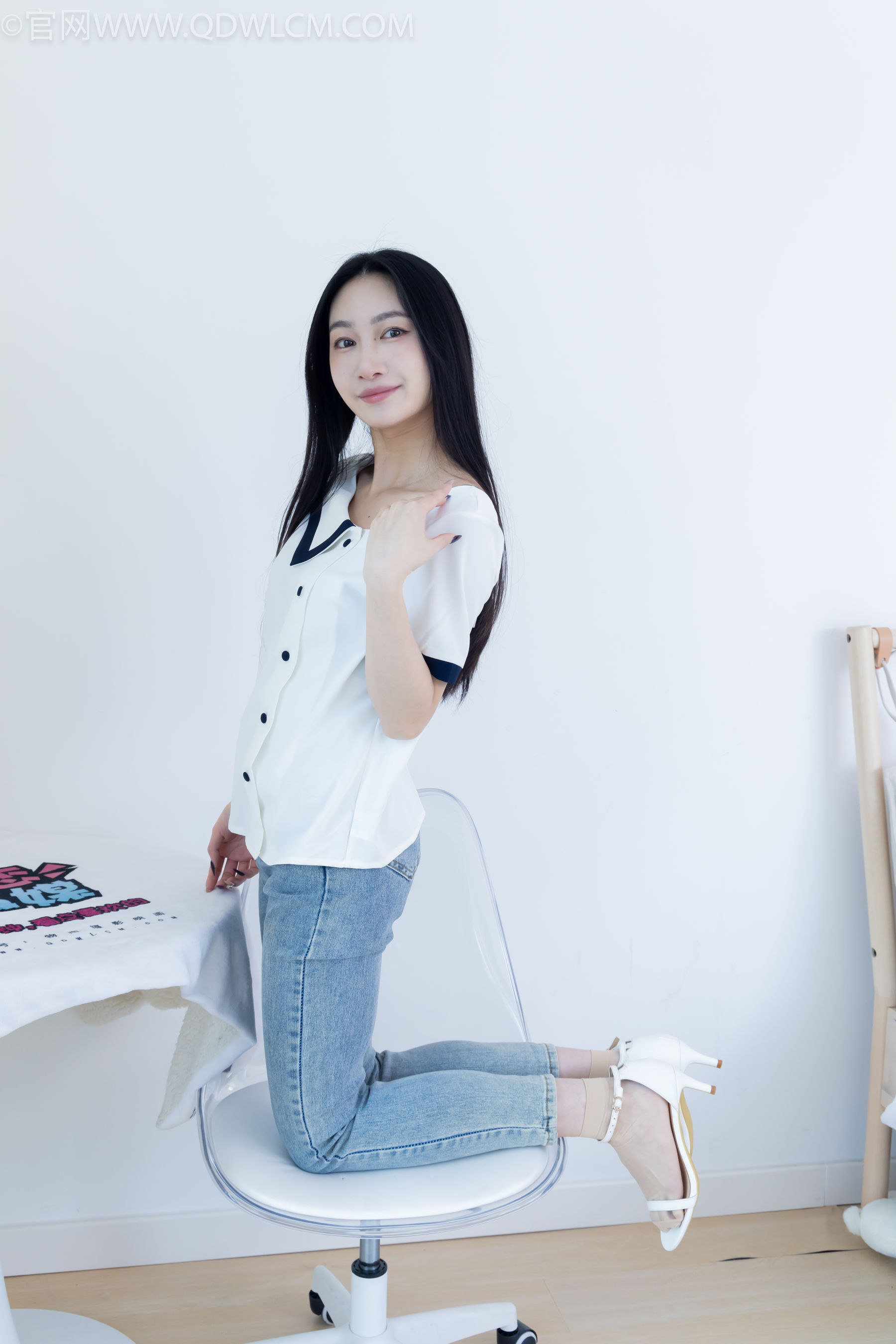 物恋传媒 No.2280 小影 - 高跟凉鞋、短肉丝/(159P)