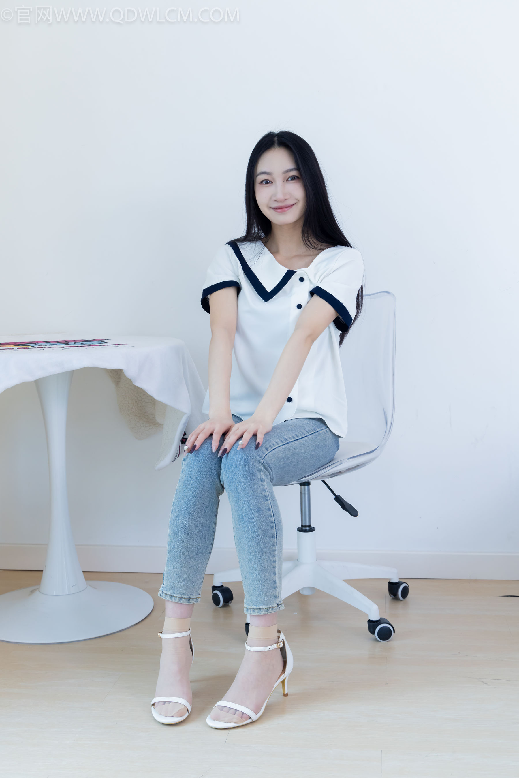 物恋传媒 No.2280 小影 - 高跟凉鞋、短肉丝/(159P)