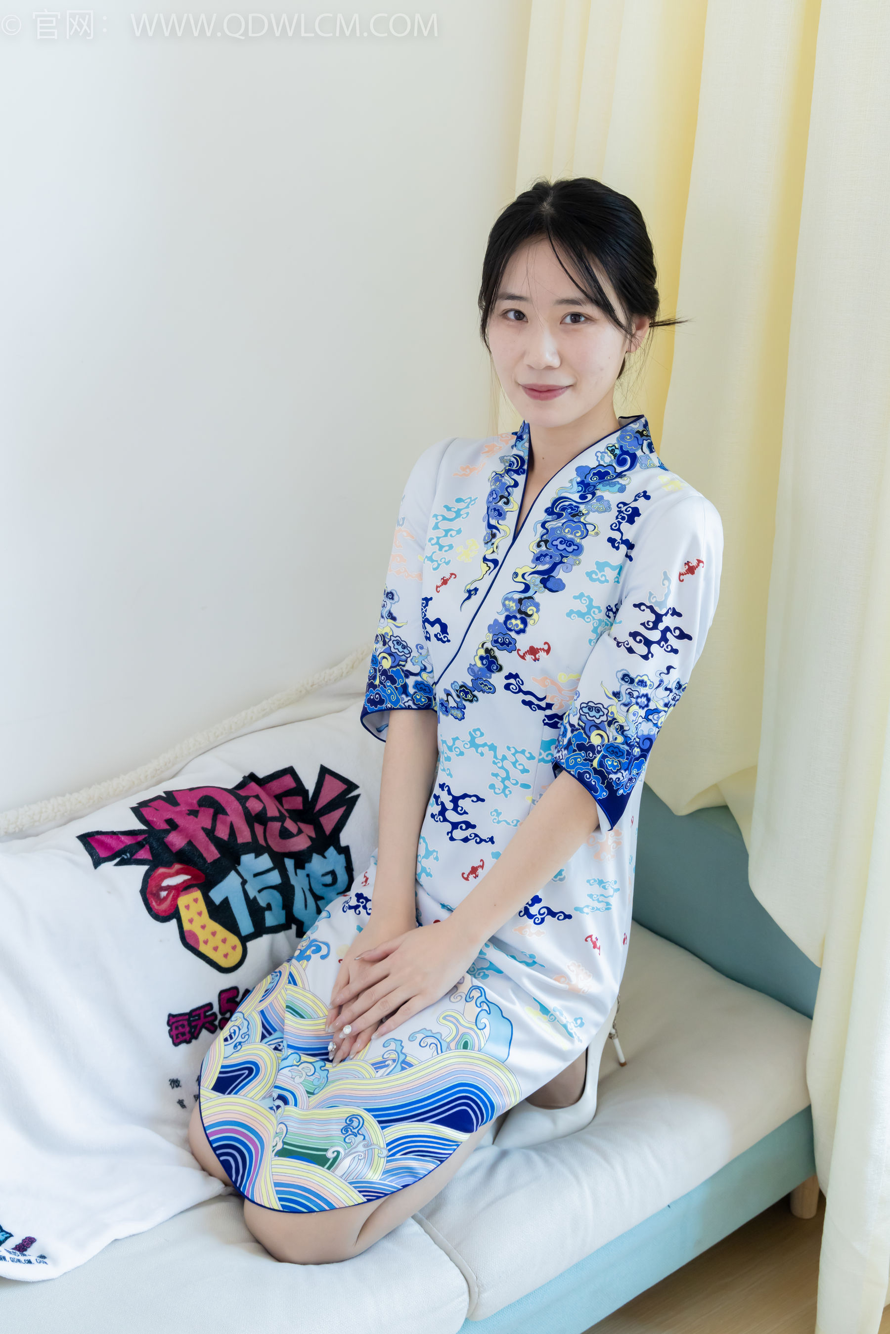 物恋传媒 No.2284 菜菜 - 高跟鞋、薄灰丝、盖被子睡觉剧情/(159P)