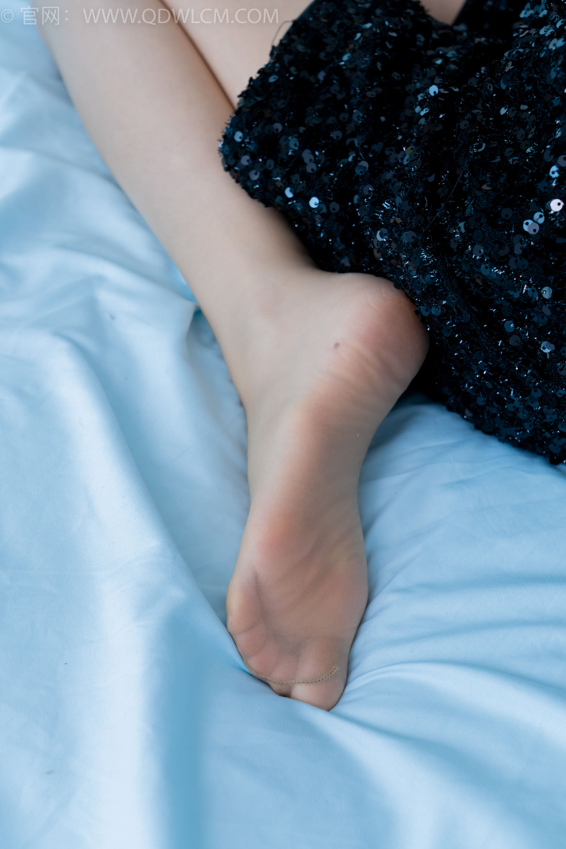 物恋传媒 No.2288 菜菜 - 高跟凉鞋、平底鞋、厚肉丝、油亮薄肉丝/(200P)