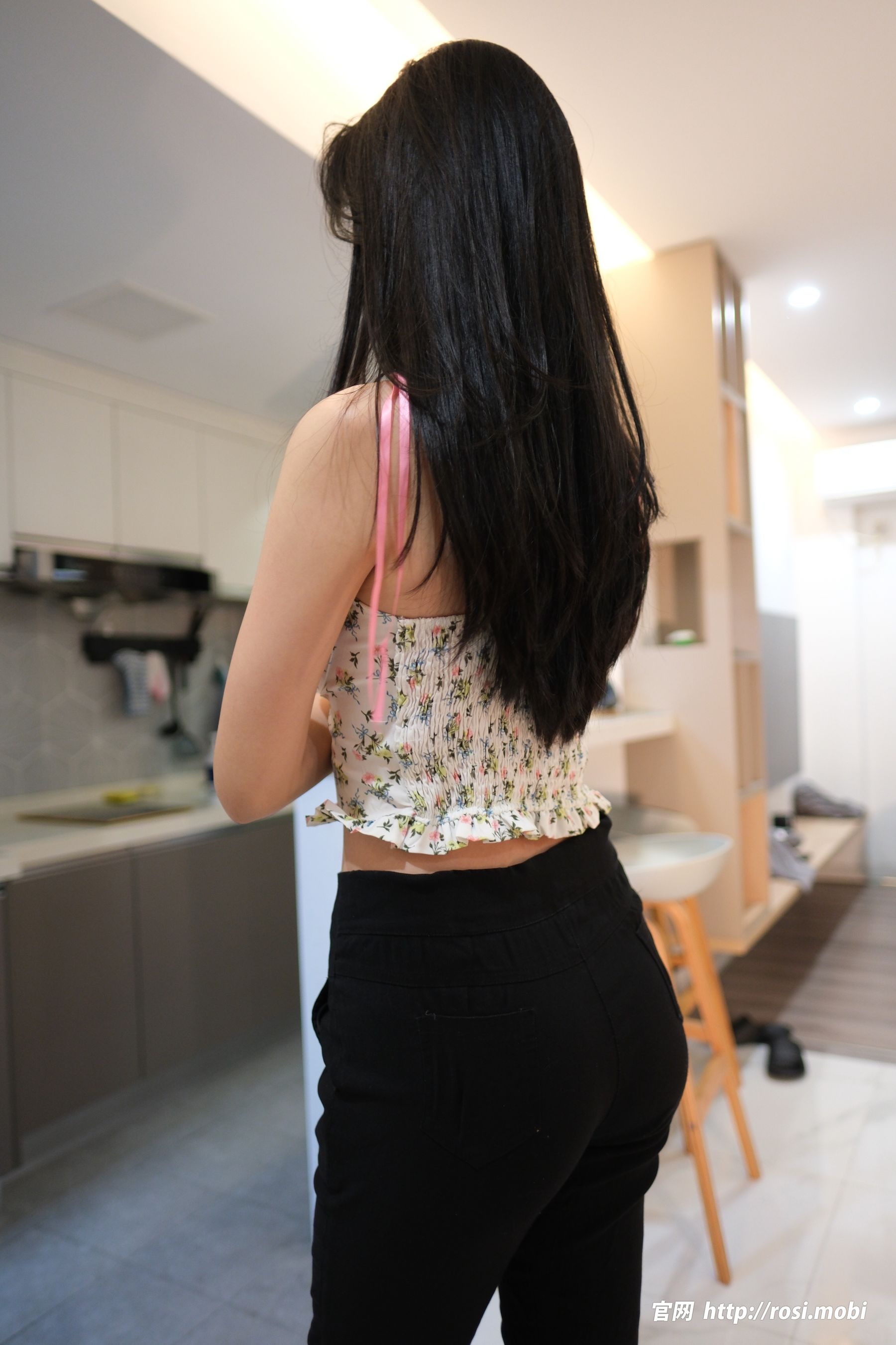 [ROSI写真] 2025.03.29 NO.4863/(144P)