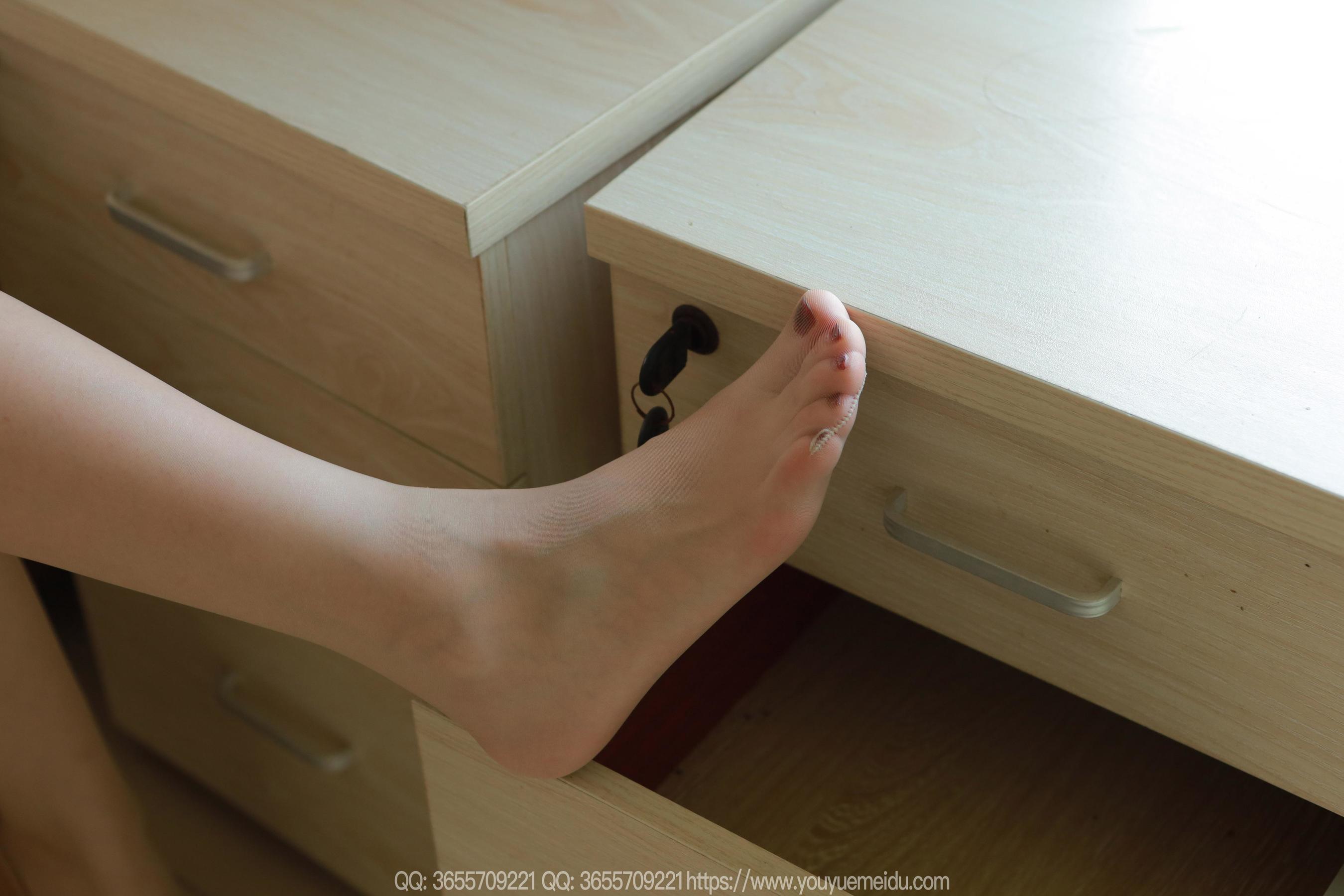 IESS异思趣向 - 模特： 小婕 《欲罢不能（下）》/(85P)