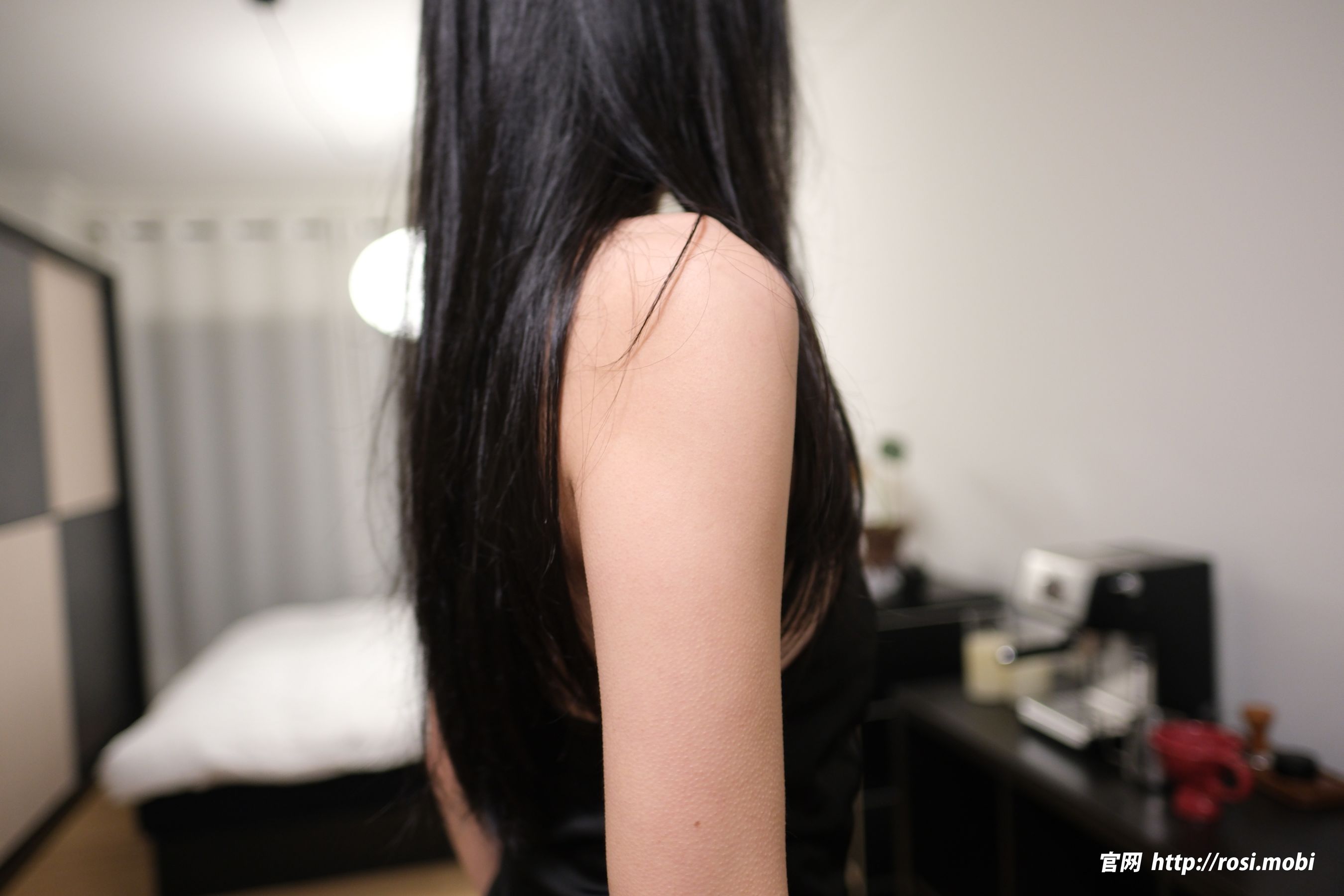 [ROSI写真] 2025.04.01 NO.4866/(66P)