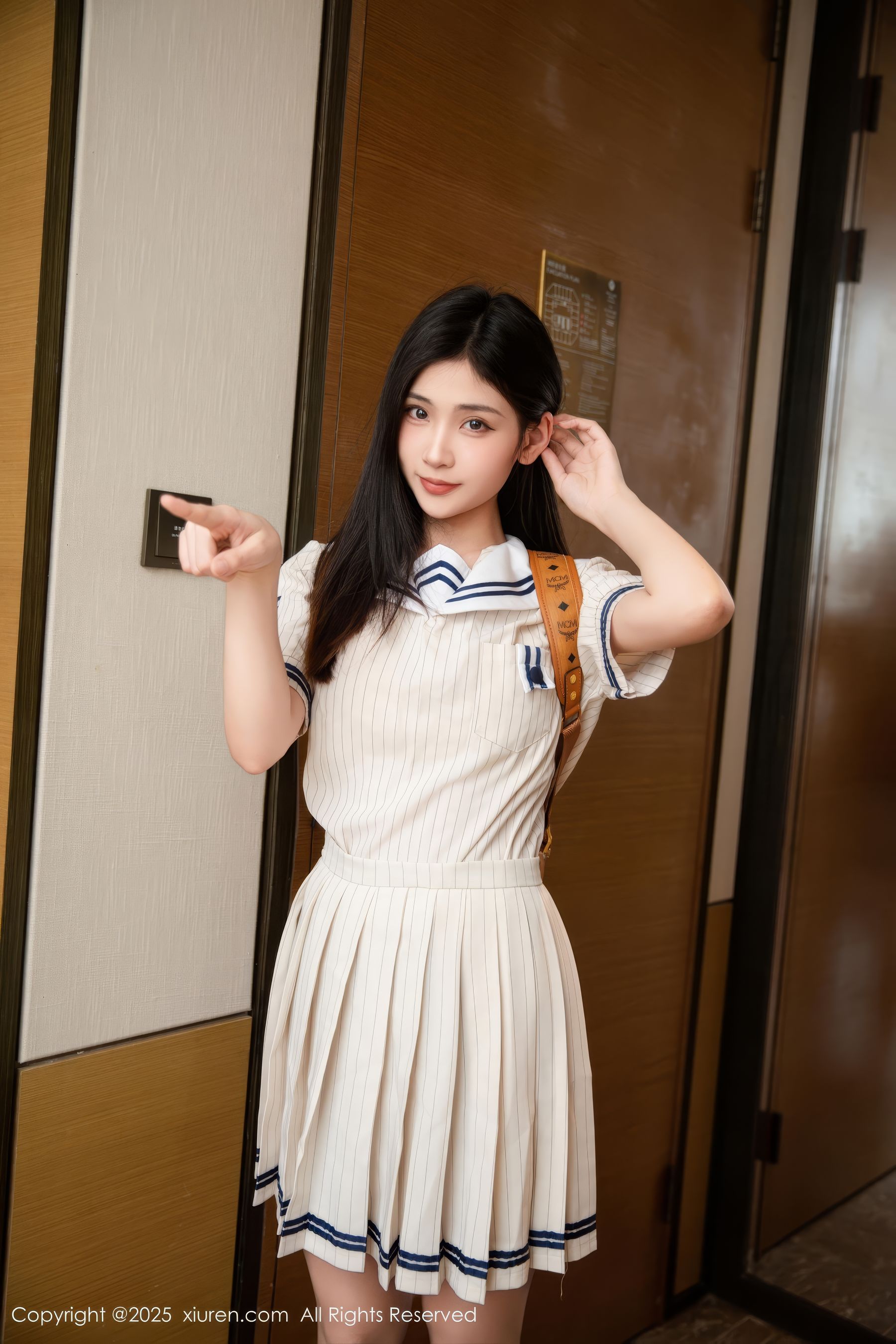 [秀人XiuRen] 2025.02.27 No.9942 刘婷婷/(77P)