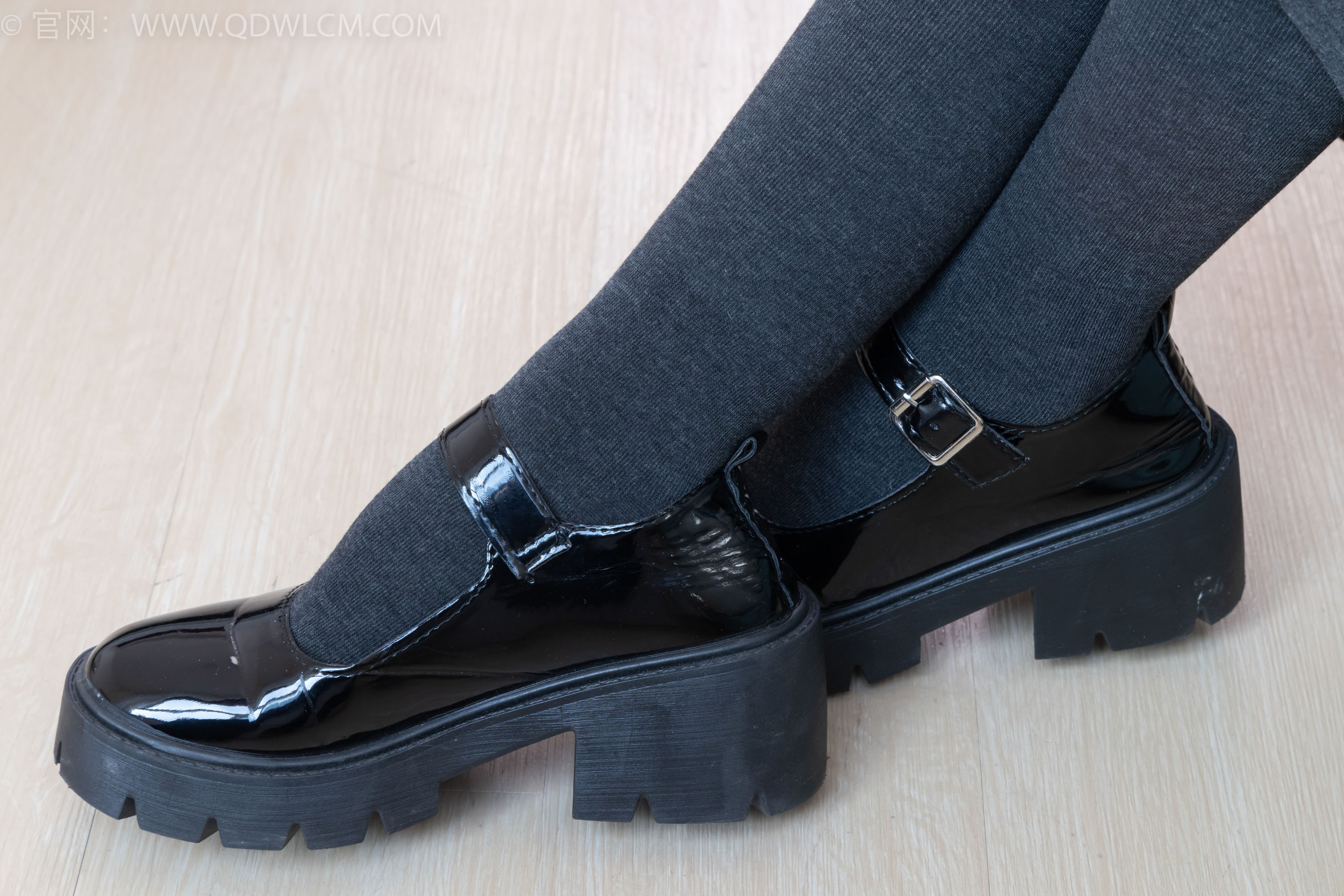 物恋传媒 No.2291 岚岚 - 皮鞋、厚灰丝/(170P)