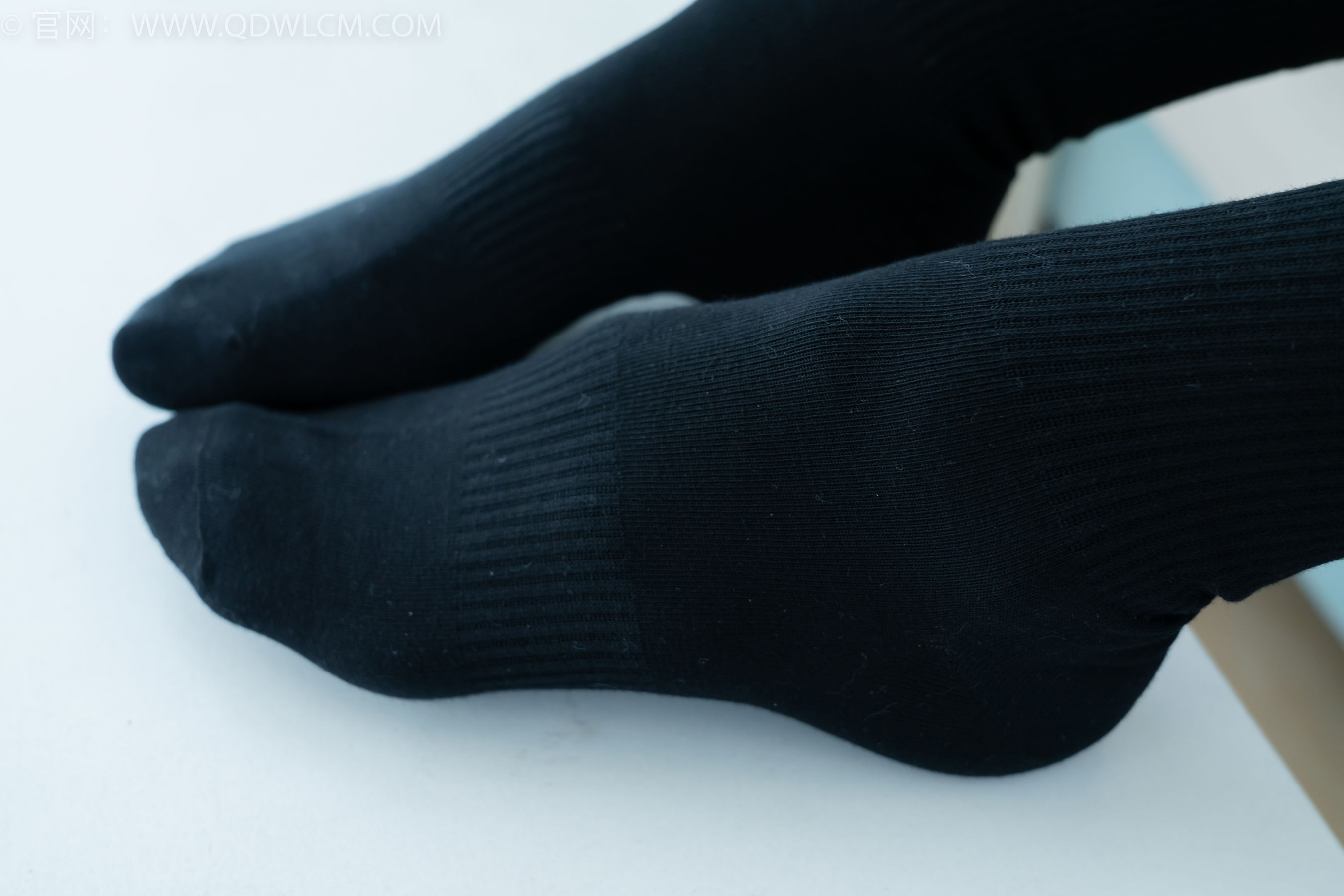 物恋传媒 No.2290 茯苓 - 板鞋、皮鞋、白船袜、黑棉袜、皮筋绑脚老头乐挠脚剧情/(230P)