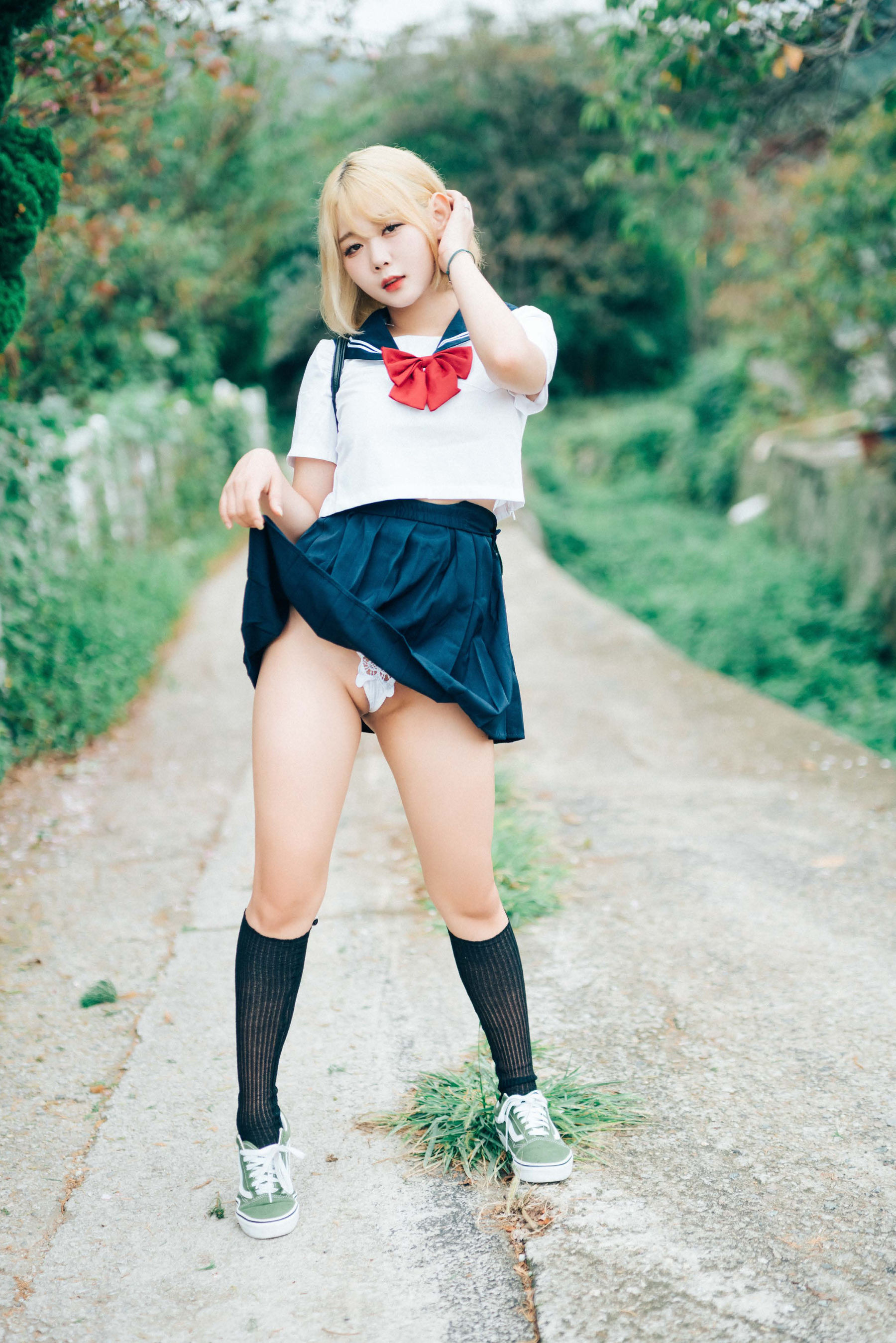 Haivia Zia - Summer Memories/(54P)