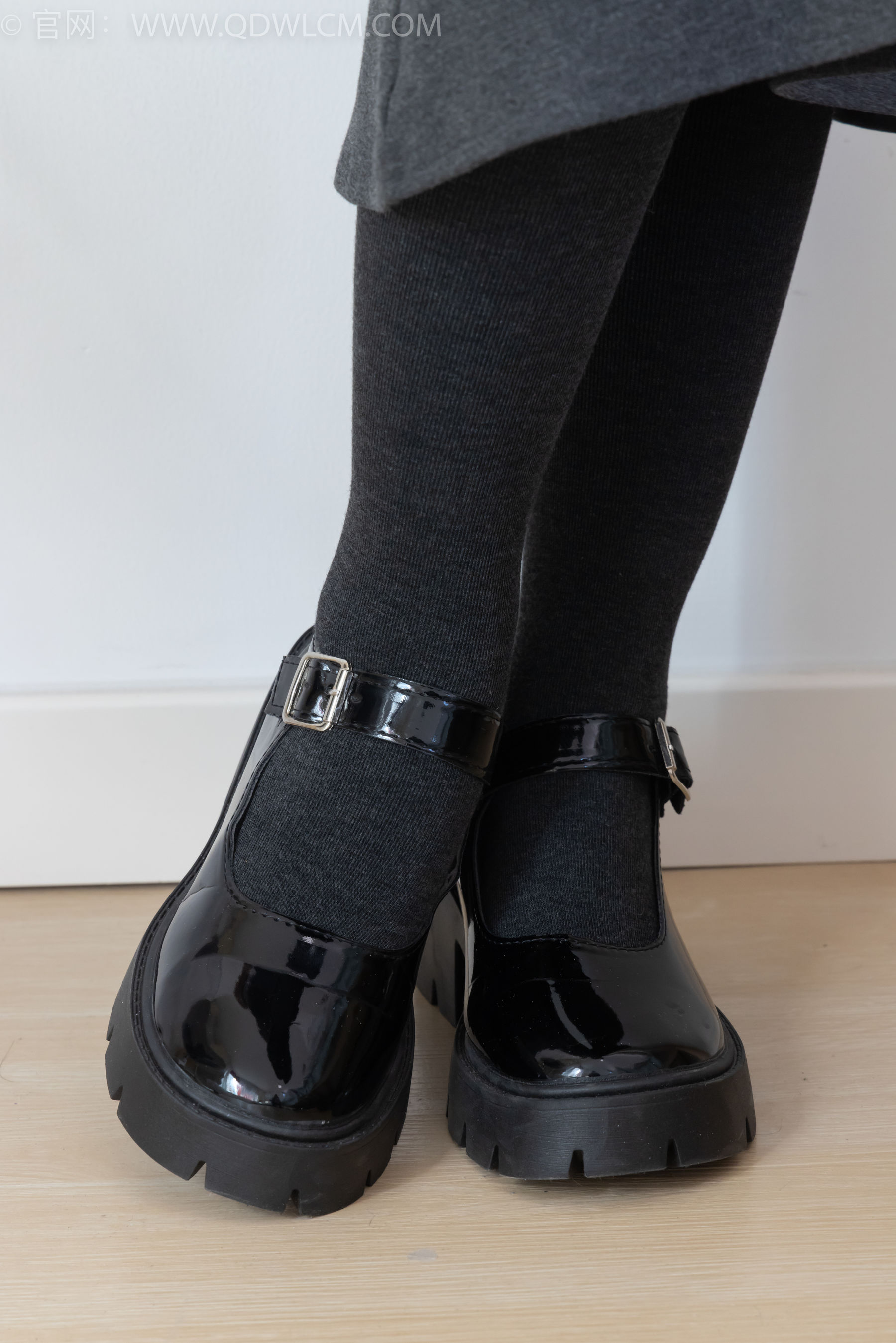 物恋传媒 No.2291 岚岚 - 皮鞋、厚灰丝/(170P)