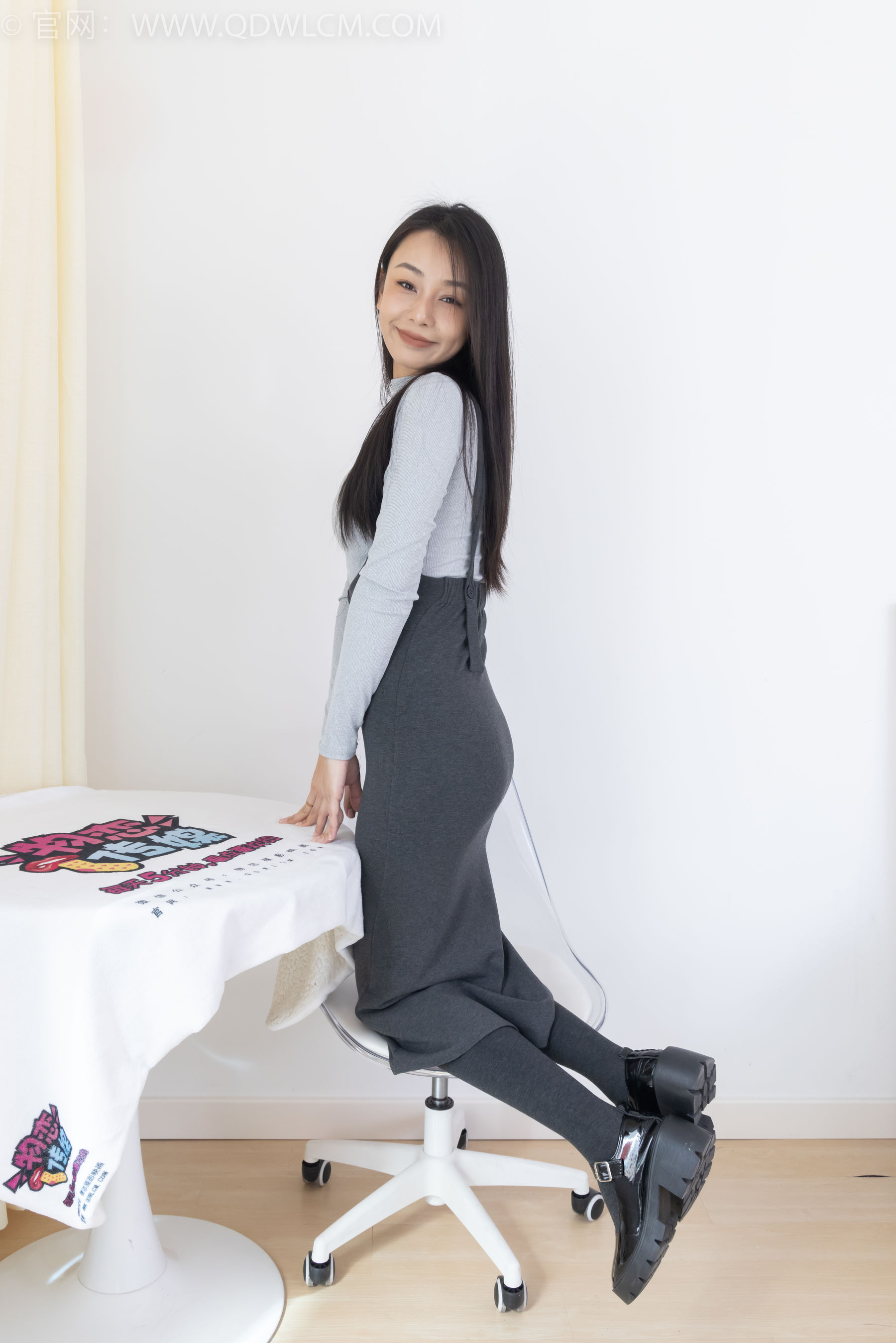 物恋传媒 No.2291 岚岚 - 皮鞋、厚灰丝/(170P)