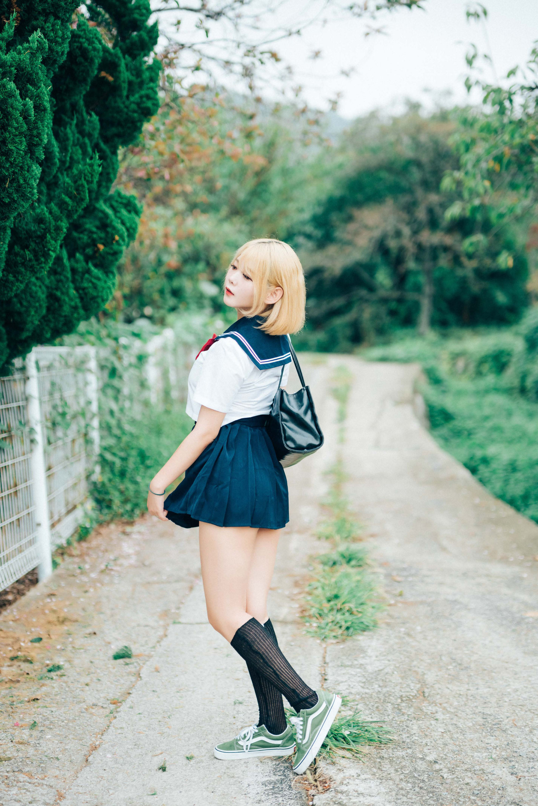 Haivia Zia - Summer Memories/(54P)