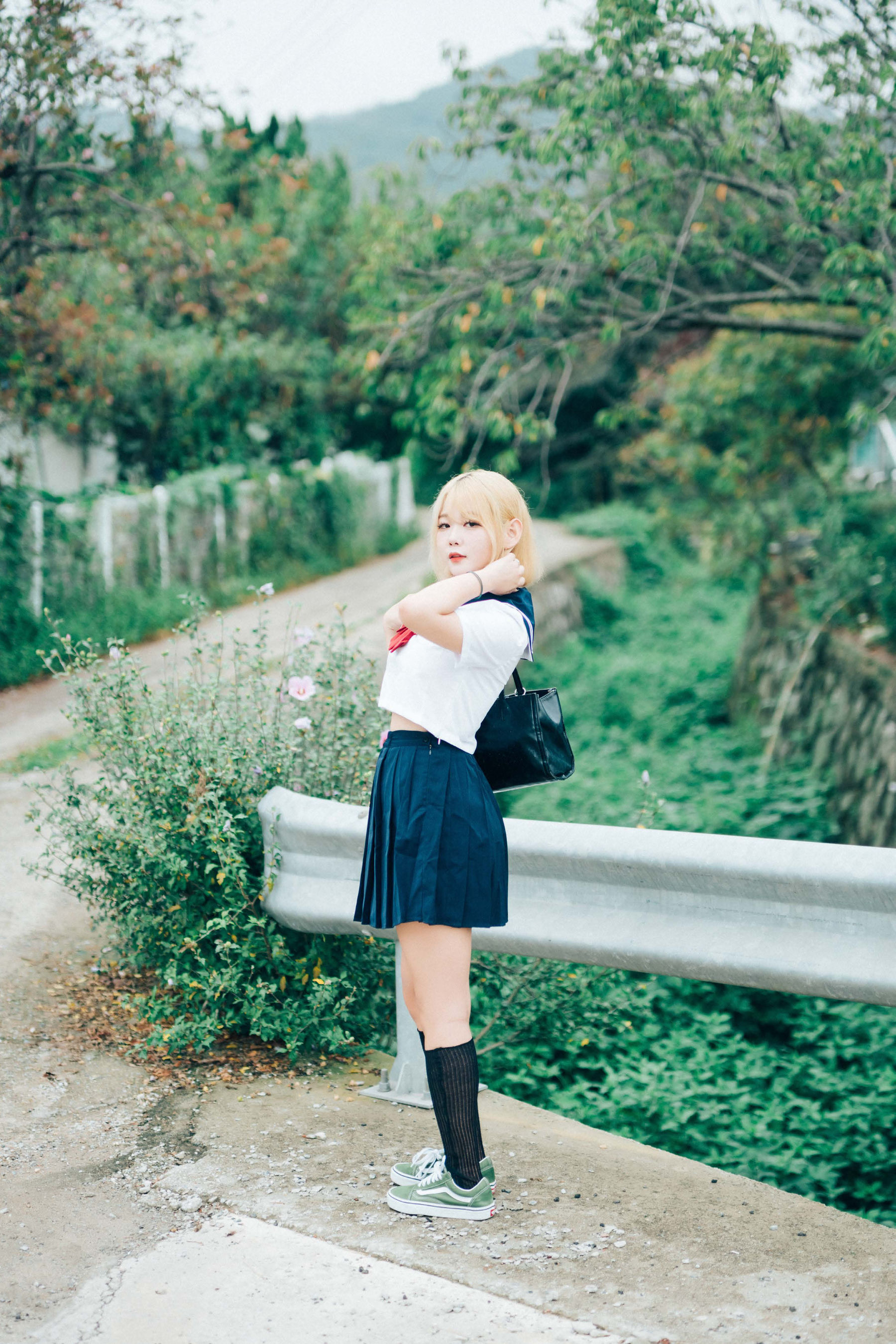 Haivia Zia - Summer Memories/(54P)