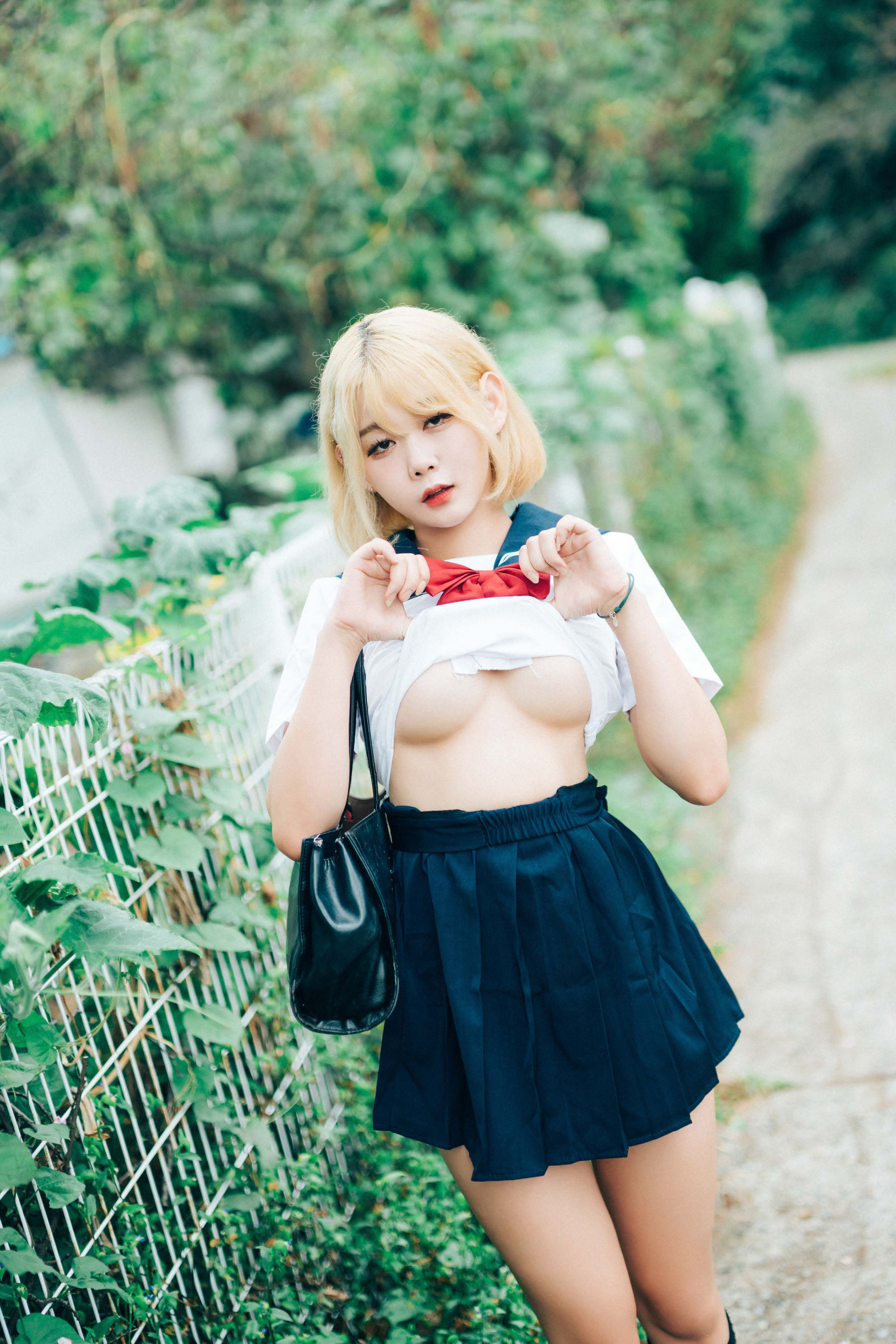 Haivia Zia - Summer Memories/(54P)