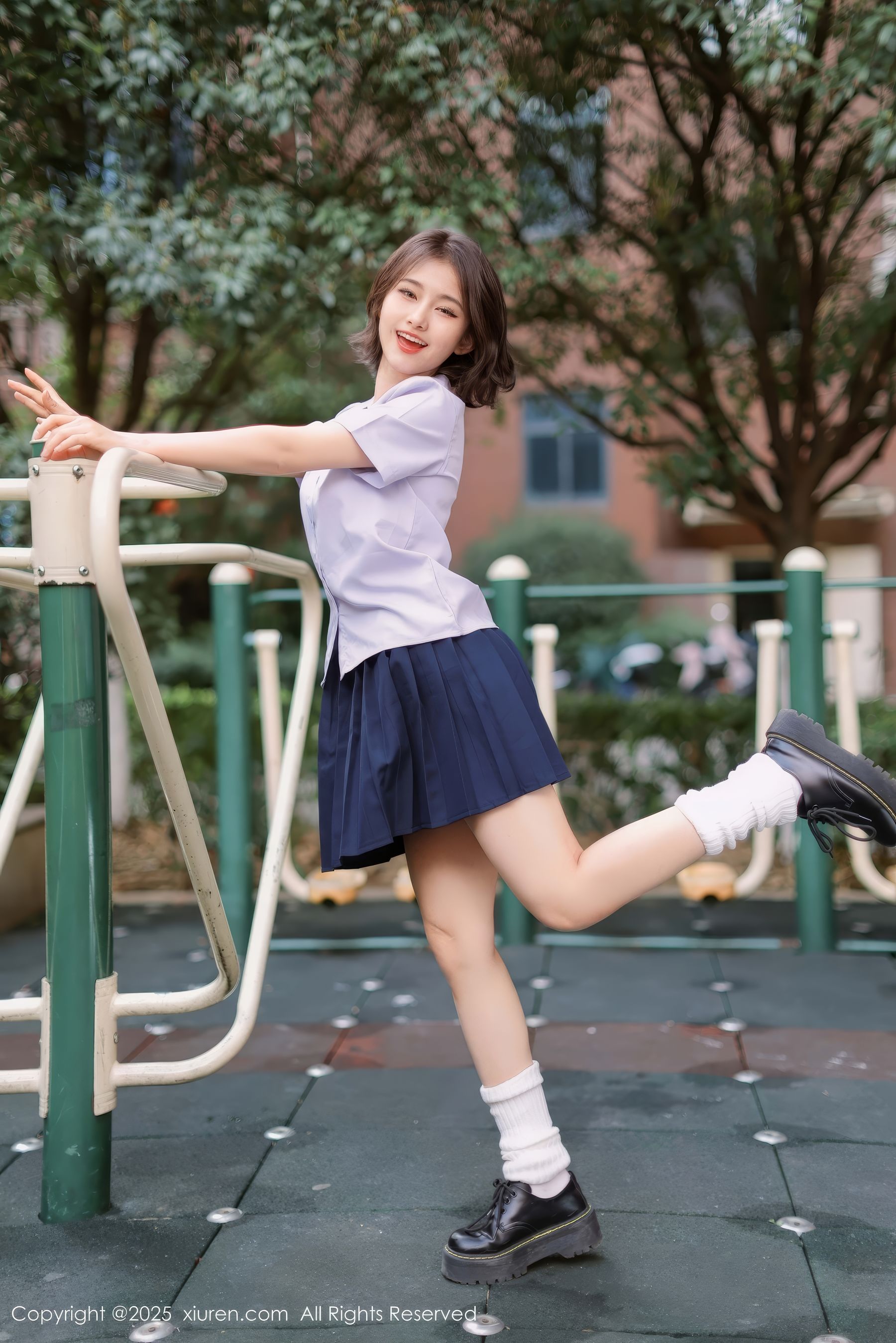 [秀人XiuRen] 2025.03.07 No.9985 小橘子orange/(75P)