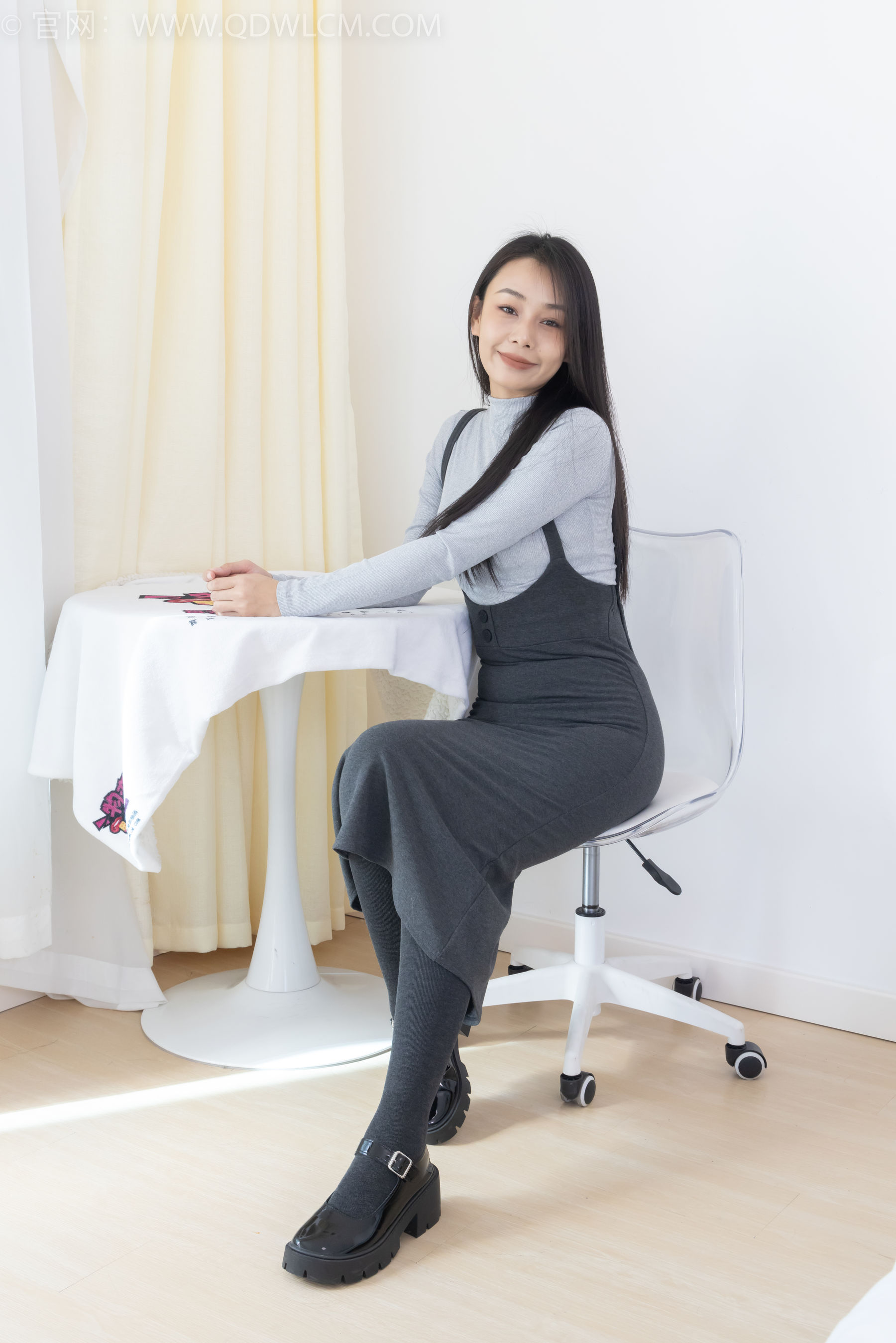 物恋传媒 No.2291 岚岚 - 皮鞋、厚灰丝/(170P)