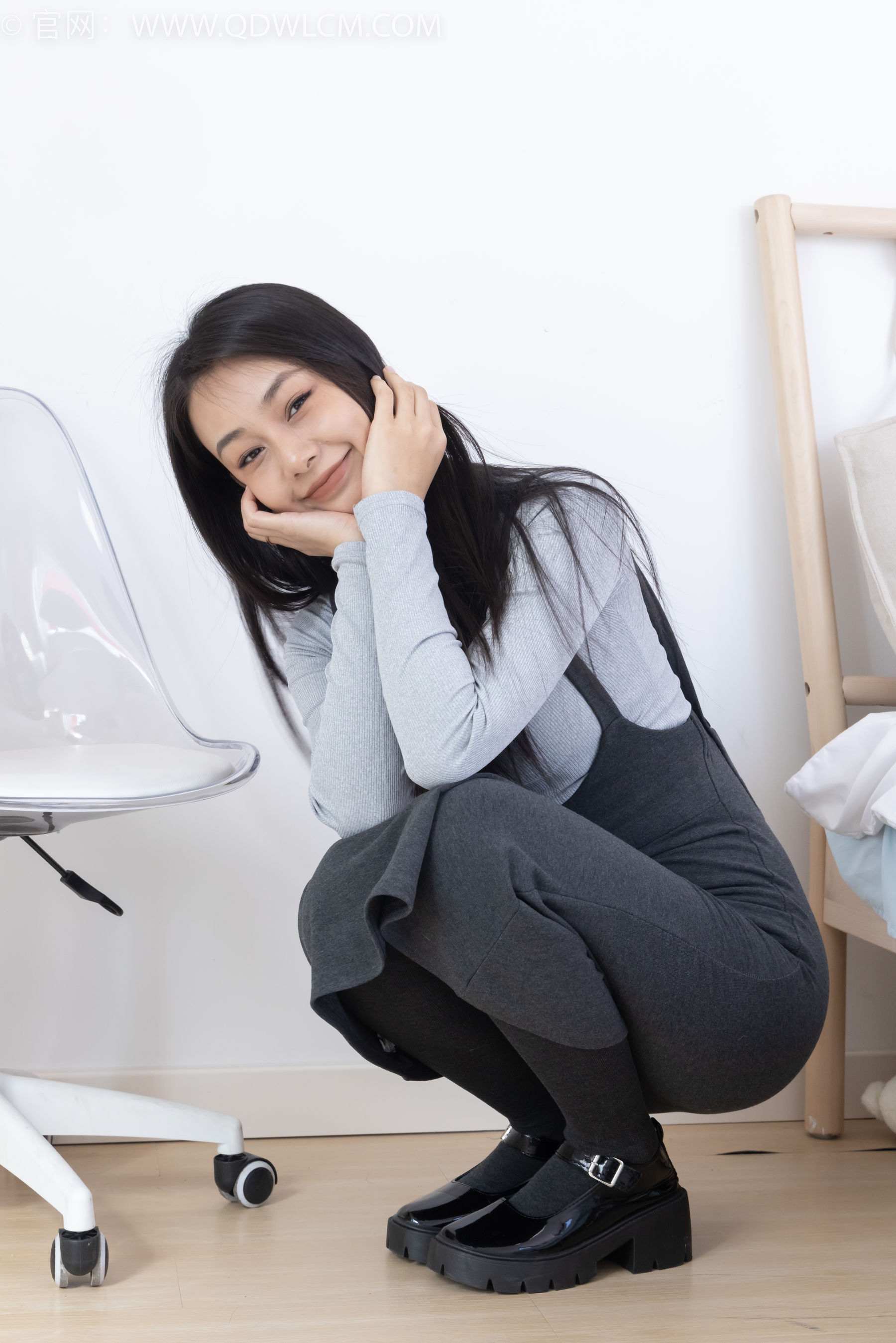 物恋传媒 No.2291 岚岚 - 皮鞋、厚灰丝/(170P)