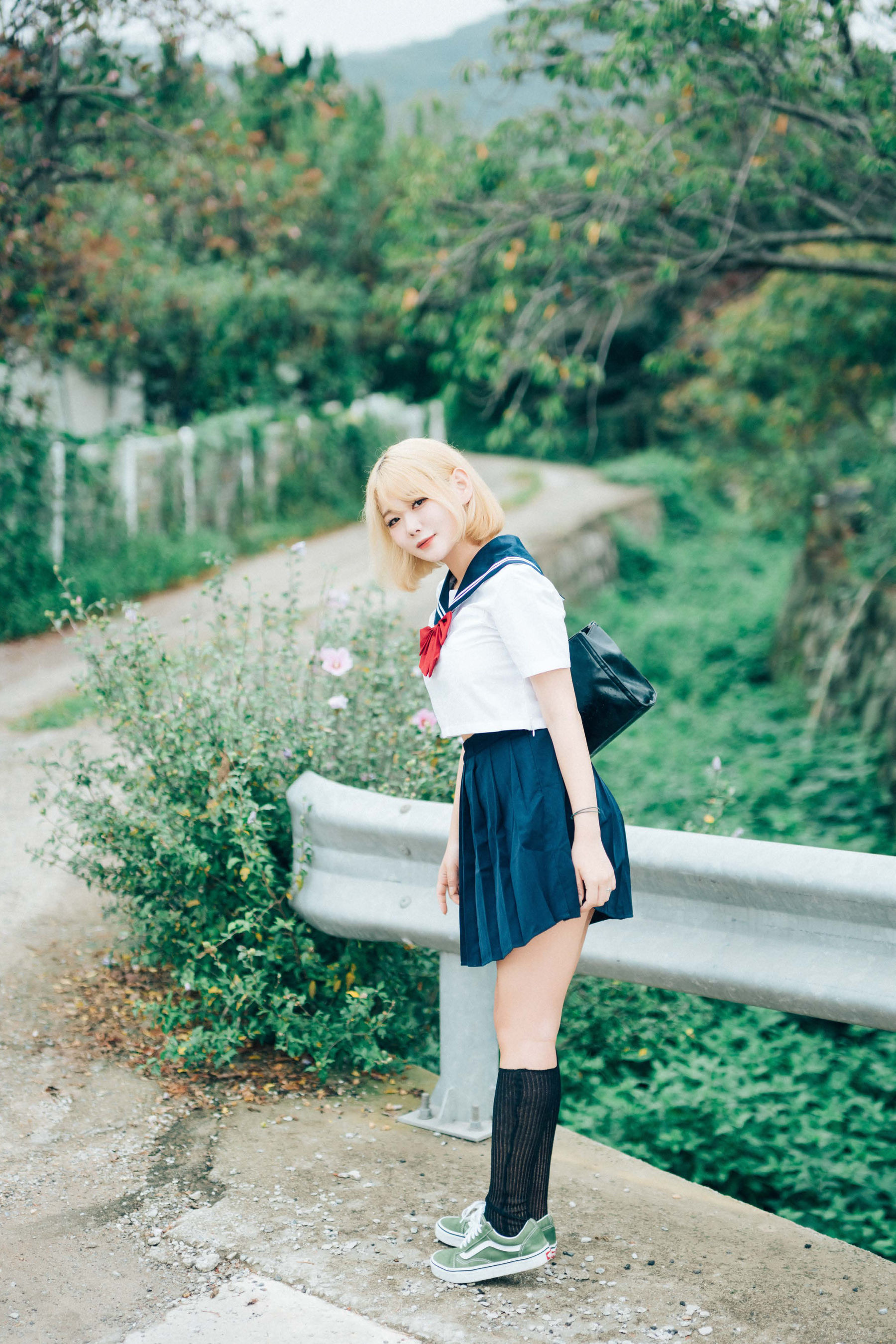 Haivia Zia - Summer Memories/(54P)