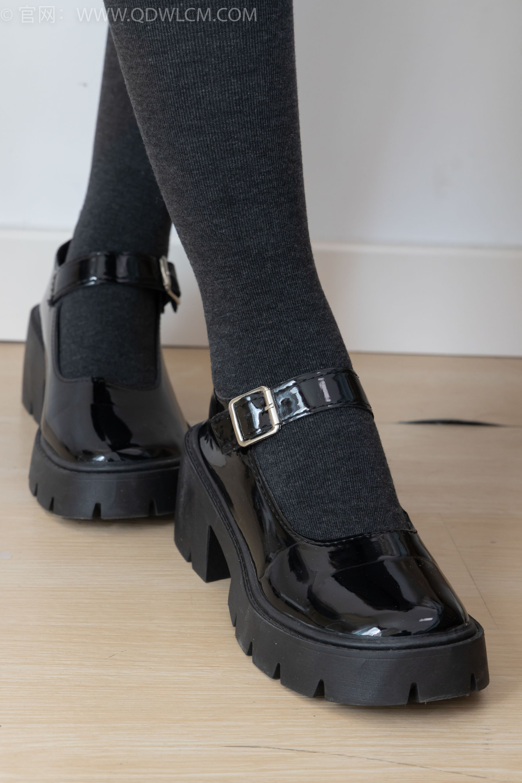 物恋传媒 No.2291 岚岚 - 皮鞋、厚灰丝/(170P)