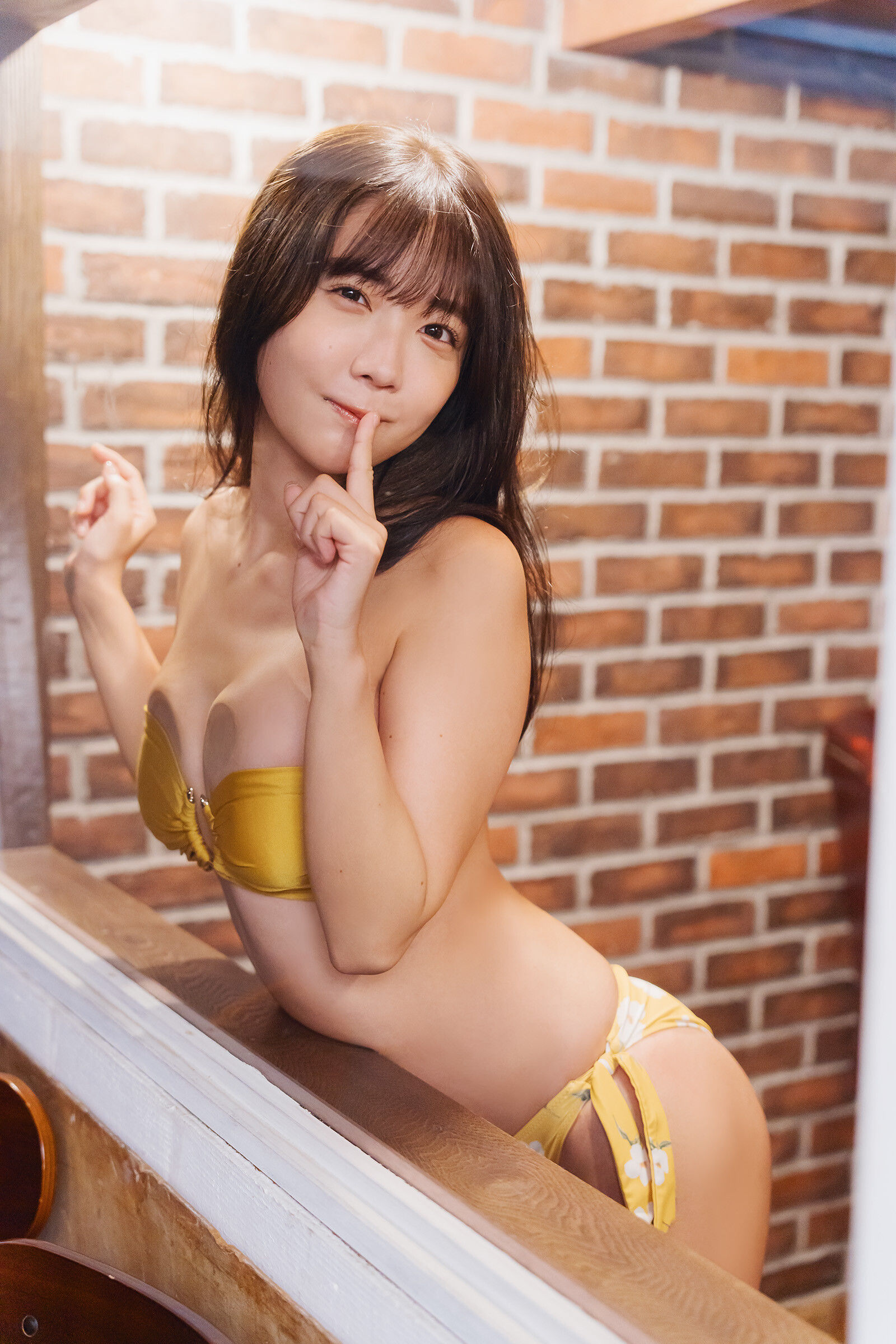 天羽希純 - こっち見ていいよ/(47P)