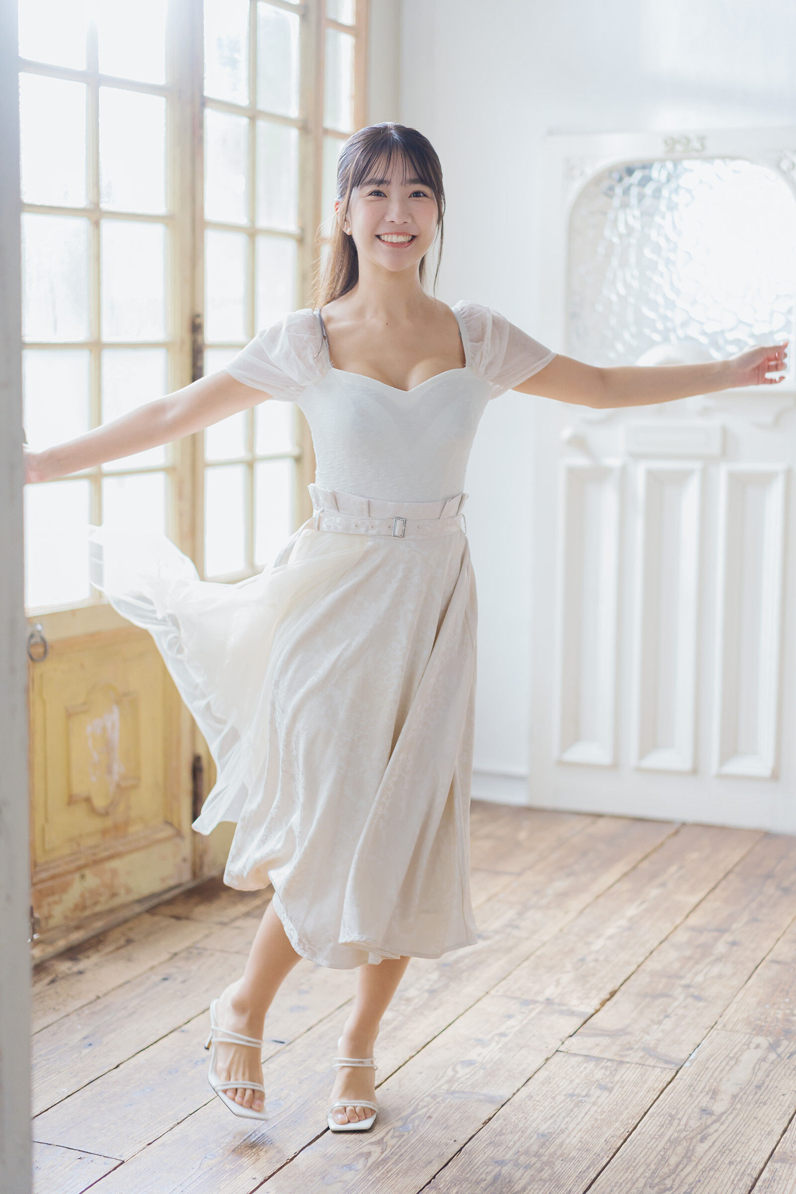 天羽希純 - こっち見ていいよ/(47P)