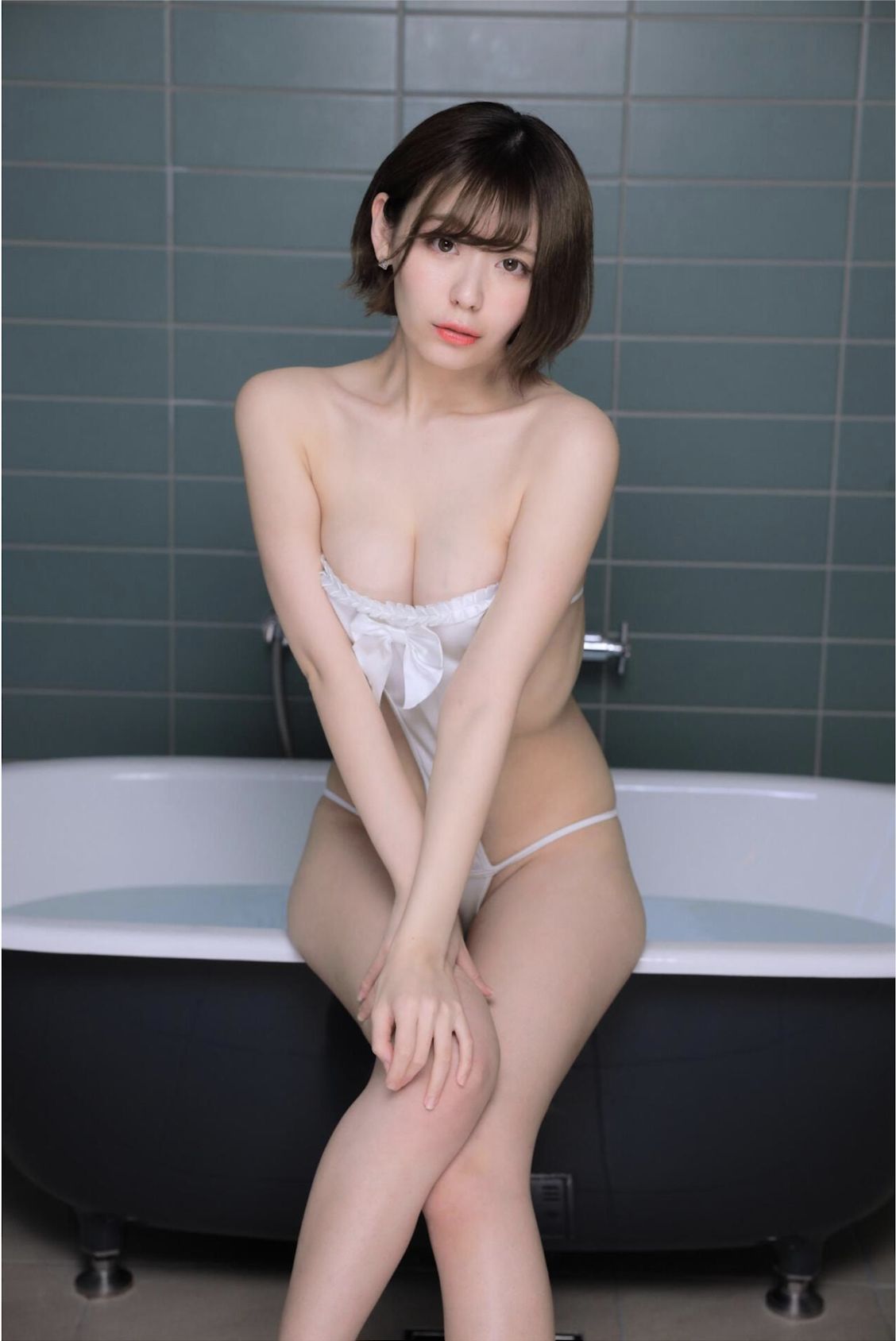 小日向結衣 - Bath time/(216P)