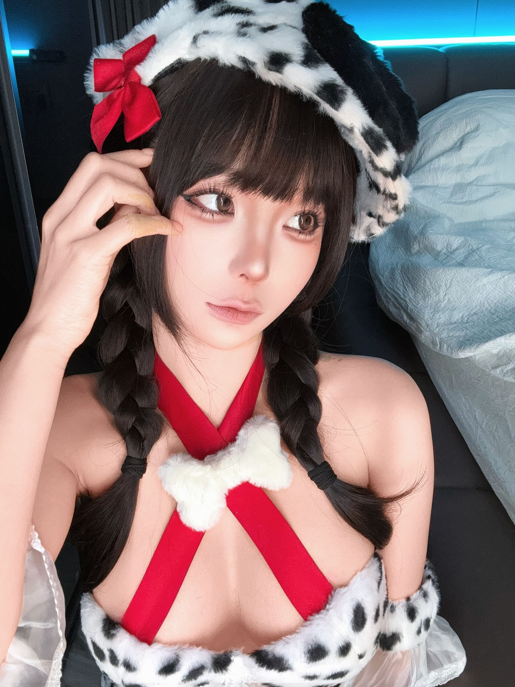 动漫博主 蠢沫沫 - 2025.02 自拍集 - ①/(32P)