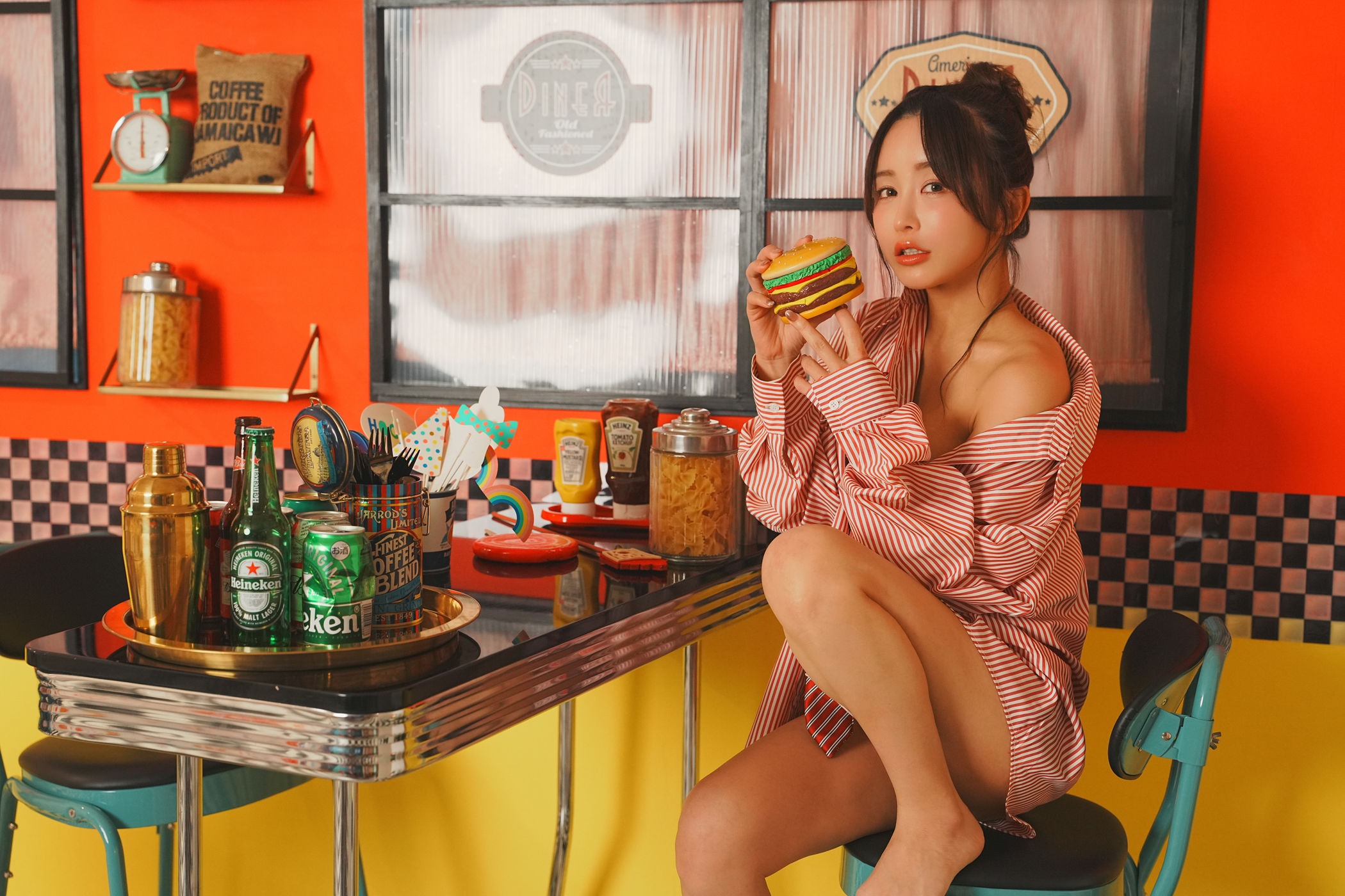 いくみ – (193iKkyu3) [Fantia] 2025年02月 Dress Shirt/(55P)