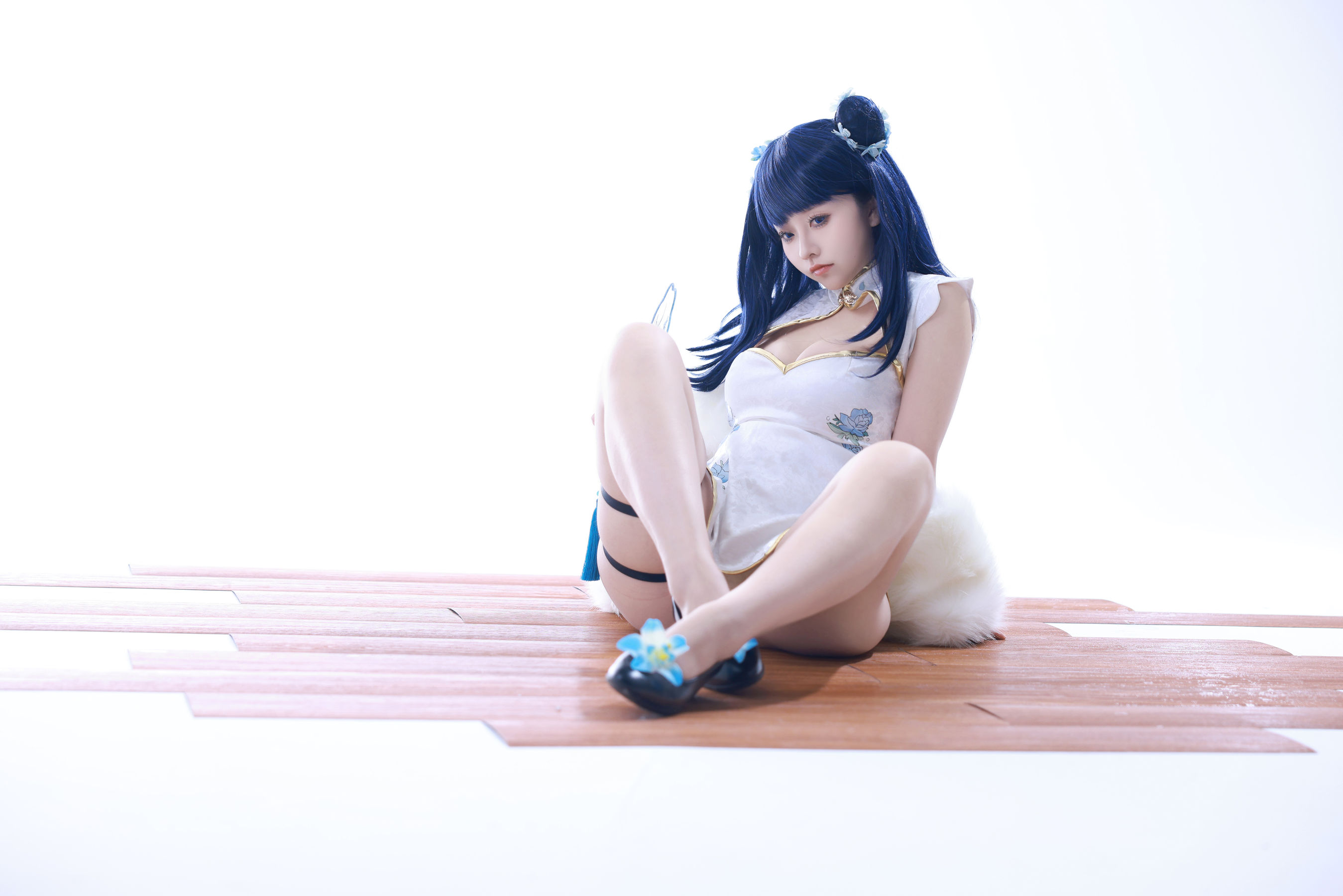 动漫博主 G44不会受伤 - 宝多六花旗袍/(34P)