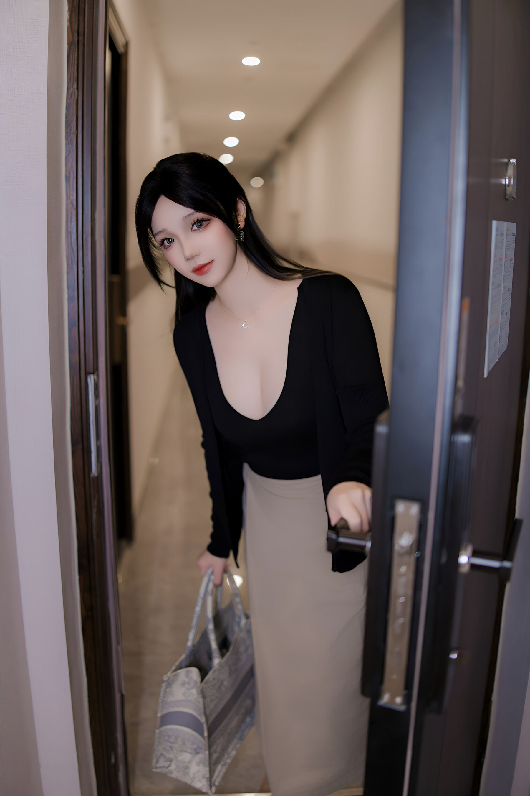 动漫博主 雪晴Astra - OL大姐姐/(86P)