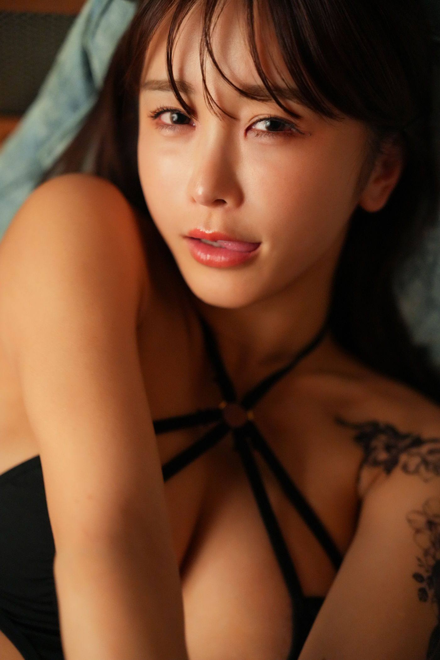 いくみ – (193iKkyu3) [Fantia] 2025年01月 High-Leg Bikini/(44P)