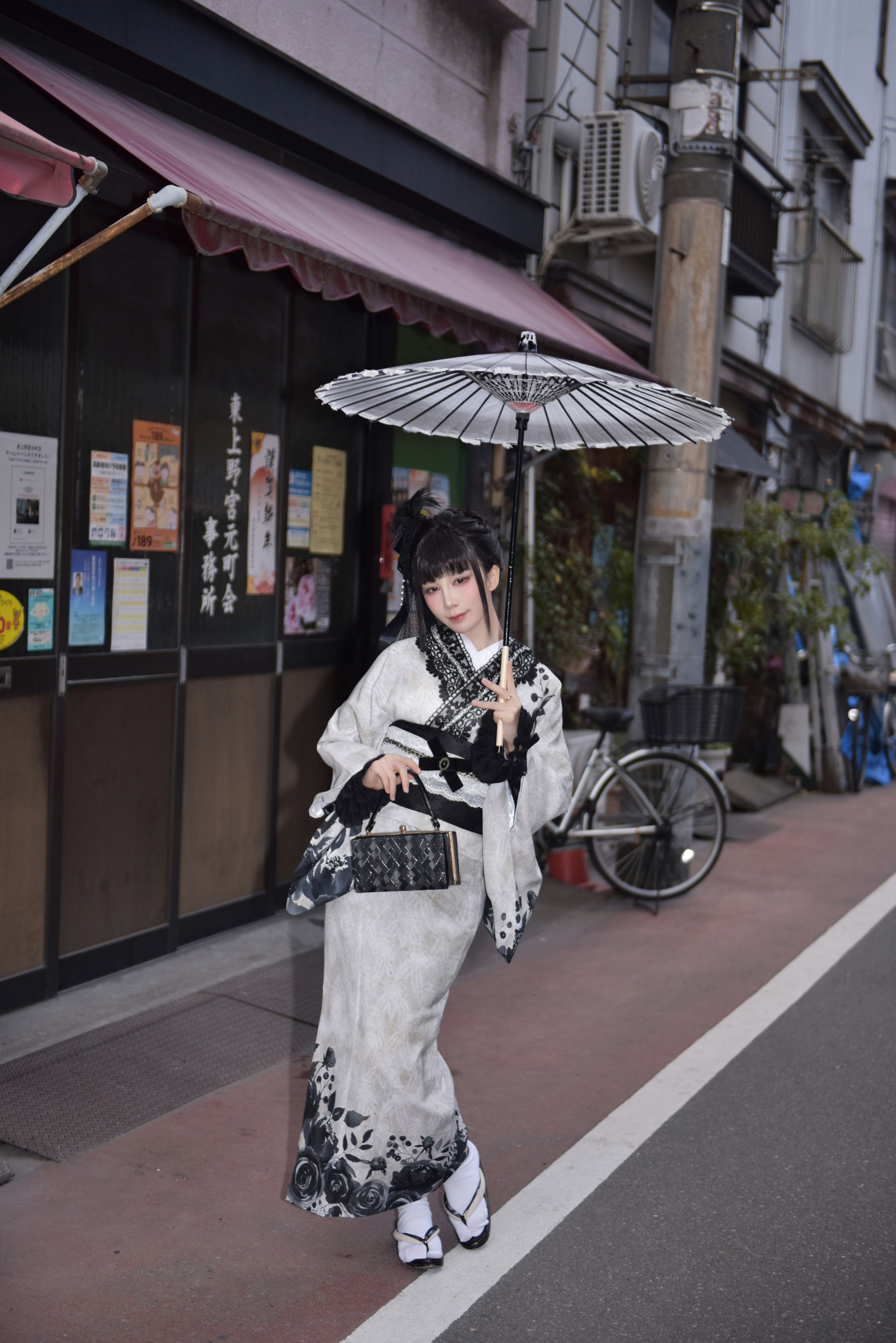 动漫博主 水淼aqua - Black Lace Kimono&Lingerie/(69P)