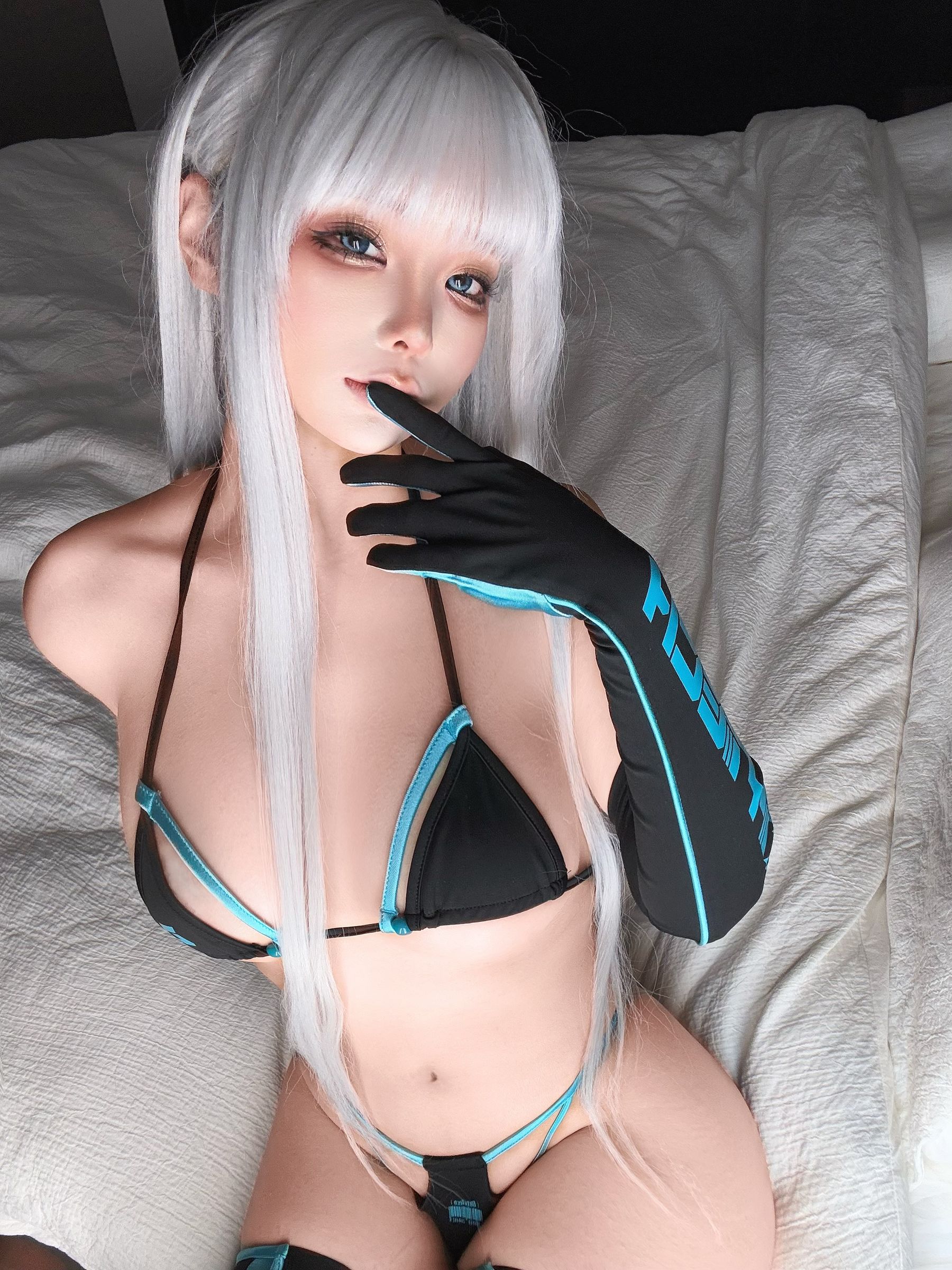 动漫博主 蠢沫沫 - 2025.02 自拍集 - ③/(31P)