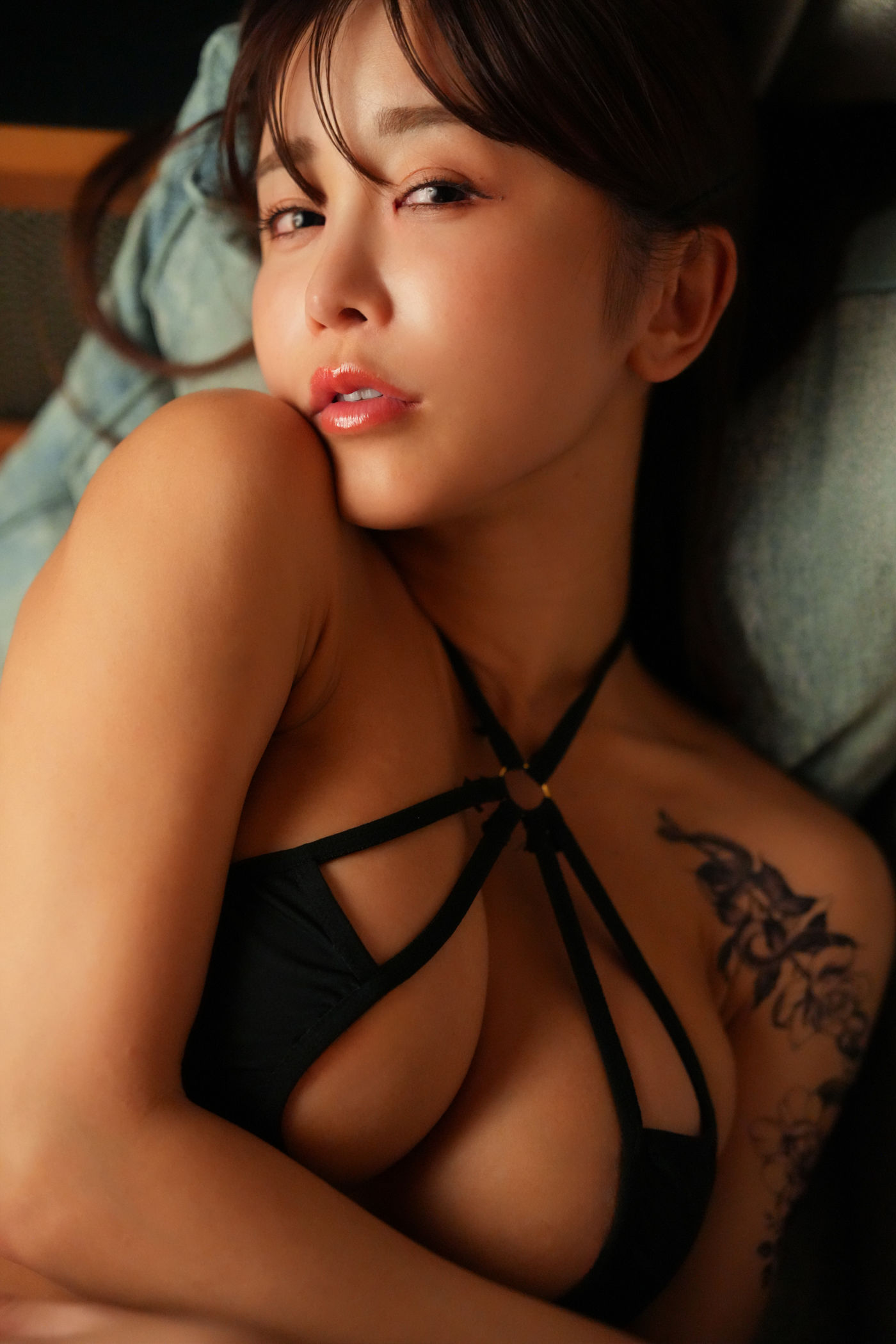 いくみ – (193iKkyu3) [Fantia] 2025年01月 High-Leg Bikini/(44P)