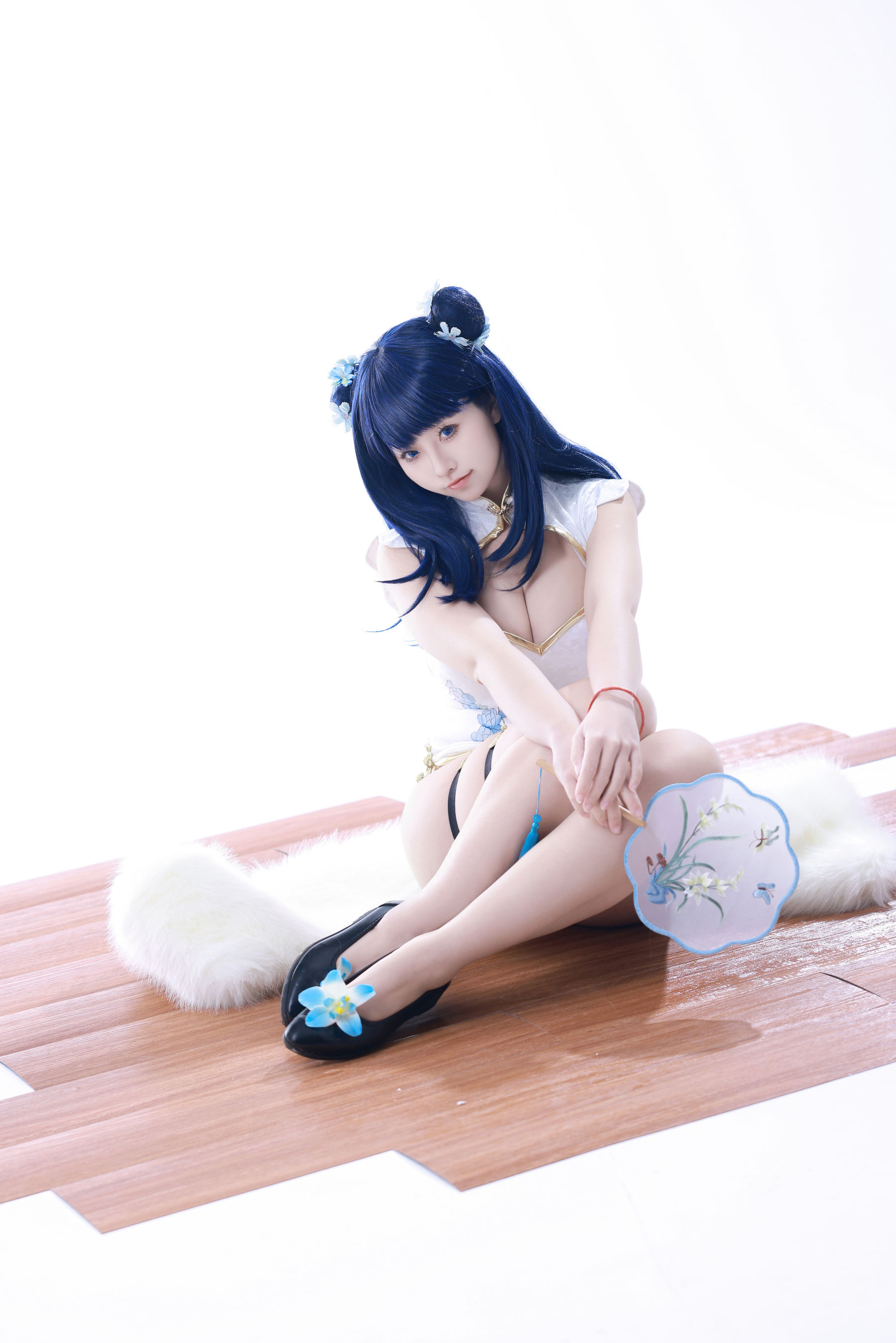 动漫博主 G44不会受伤 - 宝多六花旗袍/(34P)