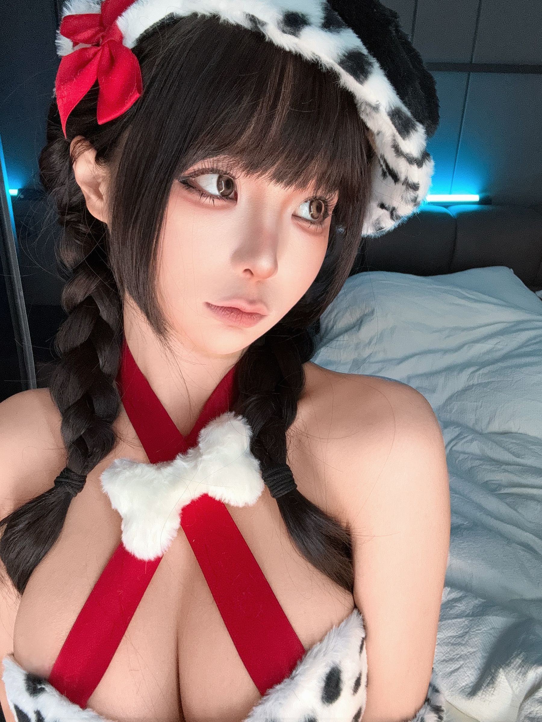 动漫博主 蠢沫沫 - 2025.02 自拍集 - ①/(32P)