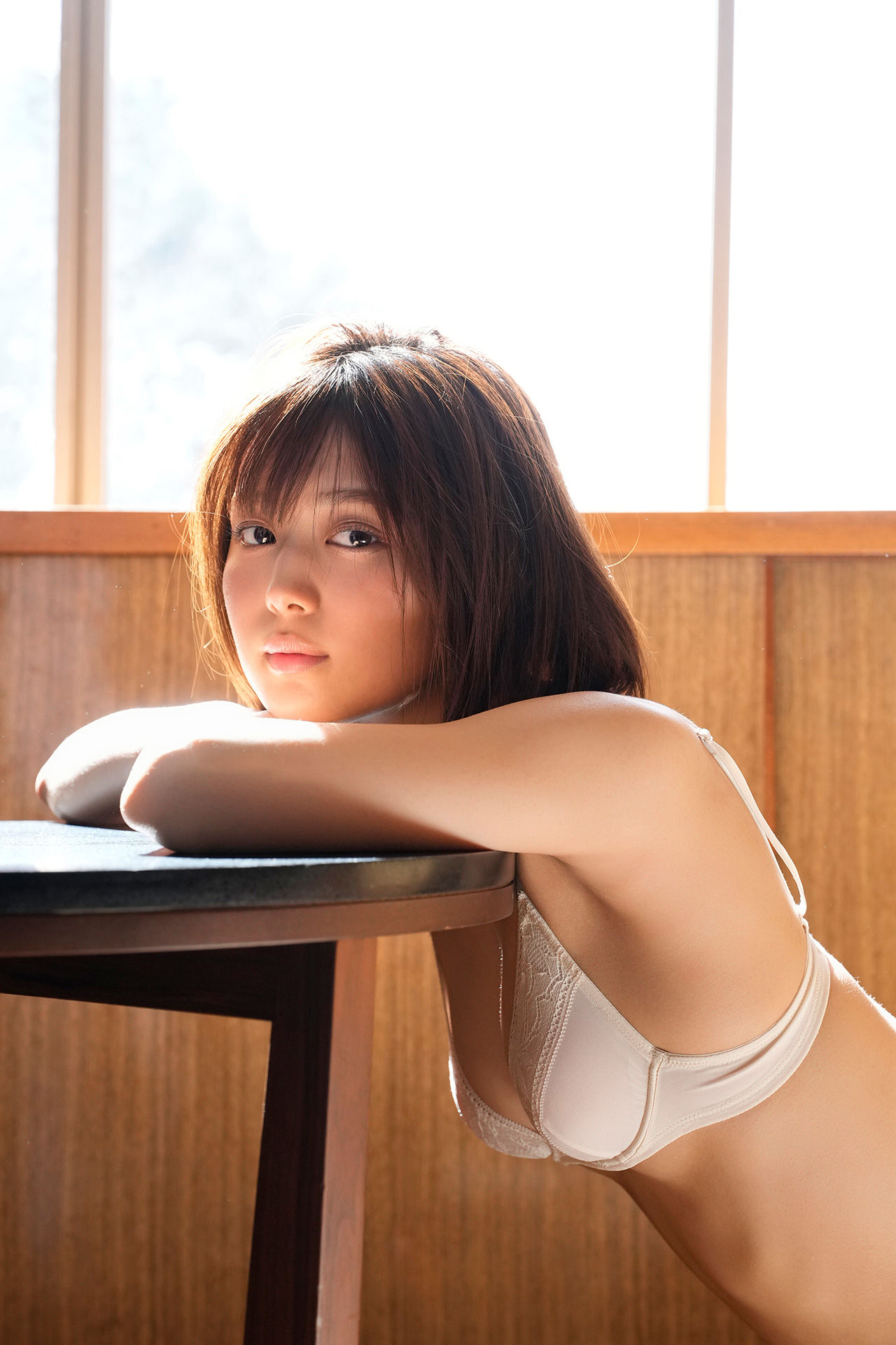 北野瑠華 - 恥じらうカラダ/(84P)