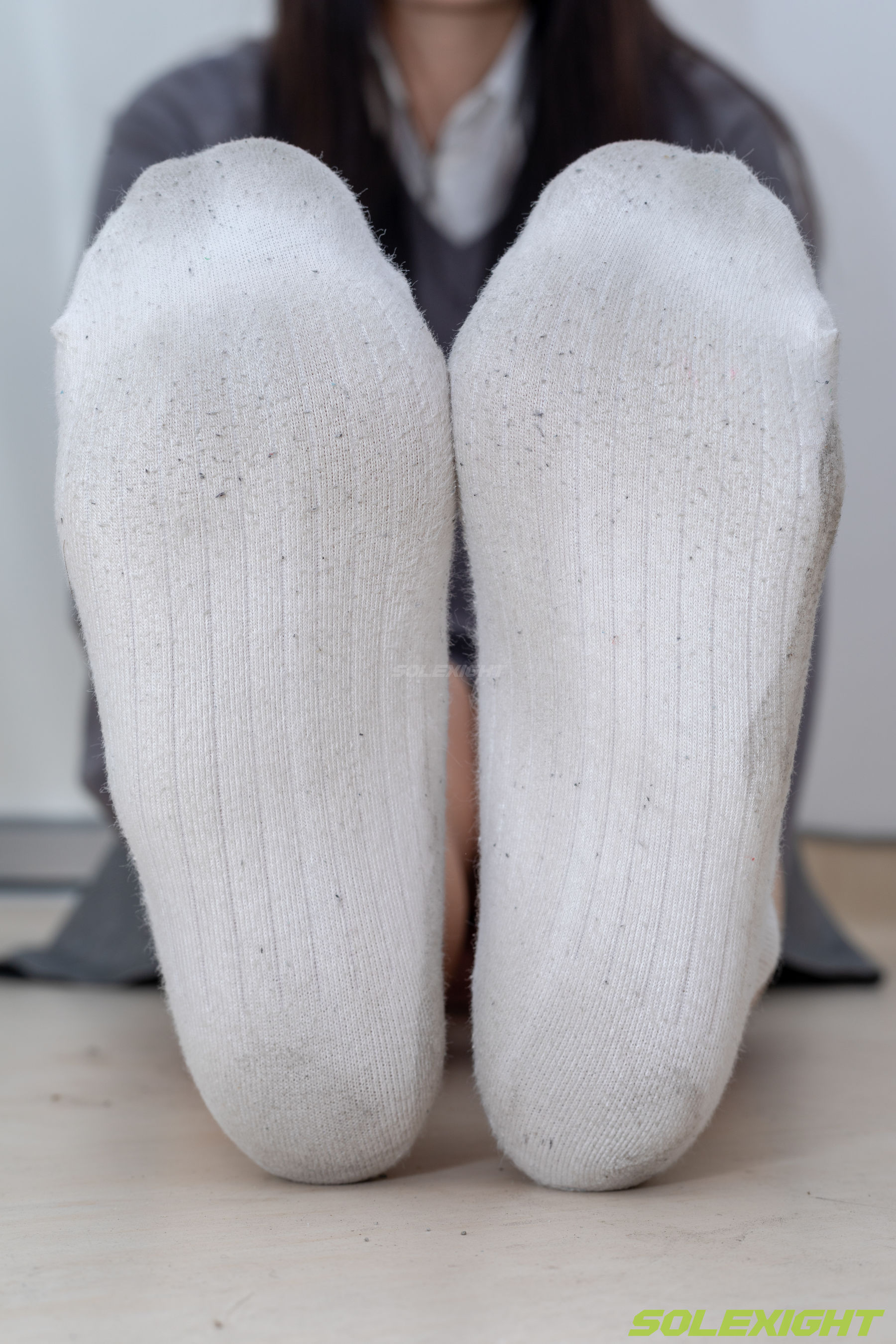 台湾solexight足控福利 - Dora 脏臭白袜 丝袜 臭鞋/(90P)