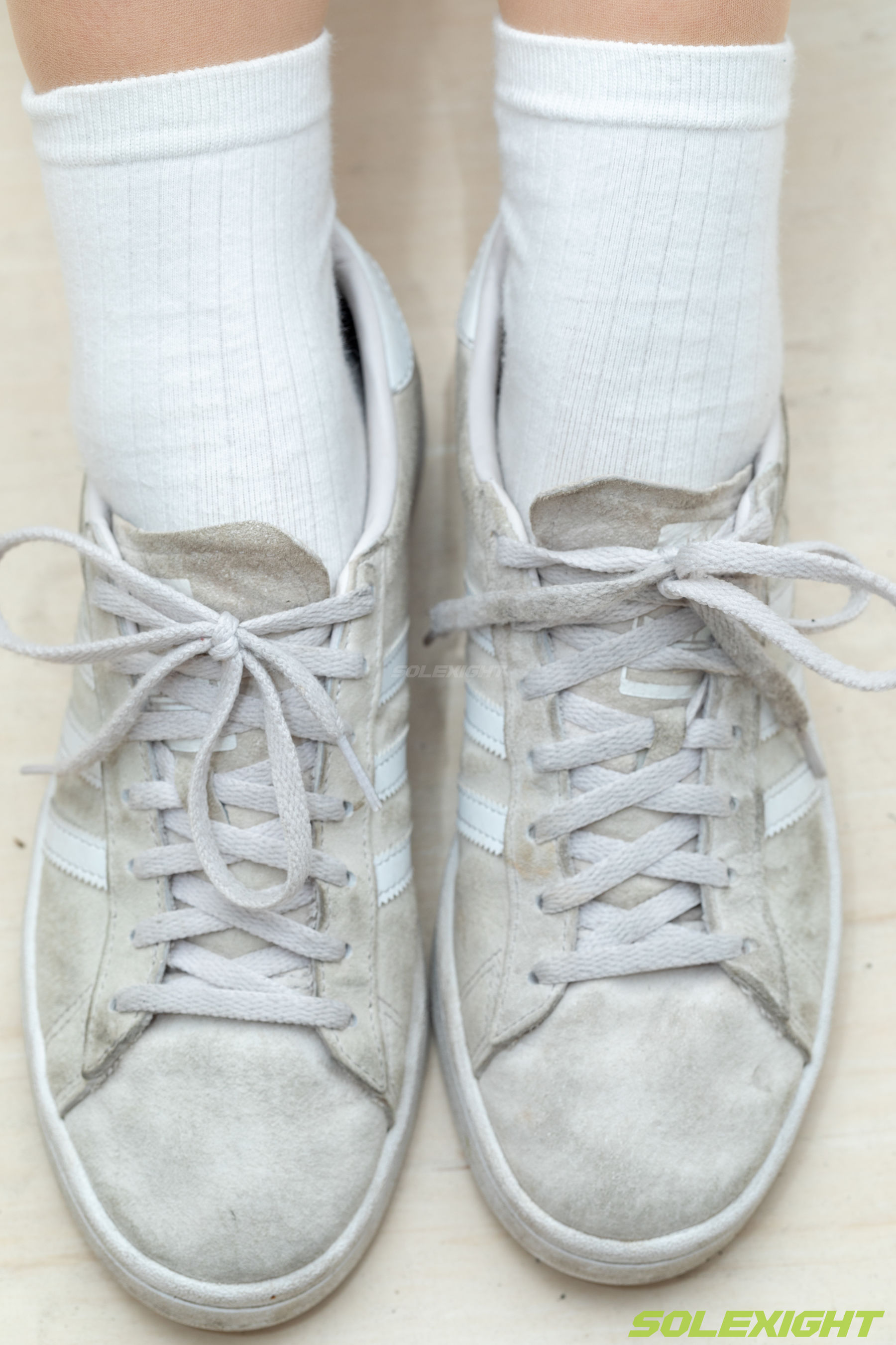 台湾solexight足控福利 - Dora 脏臭白袜 丝袜 臭鞋/(90P)