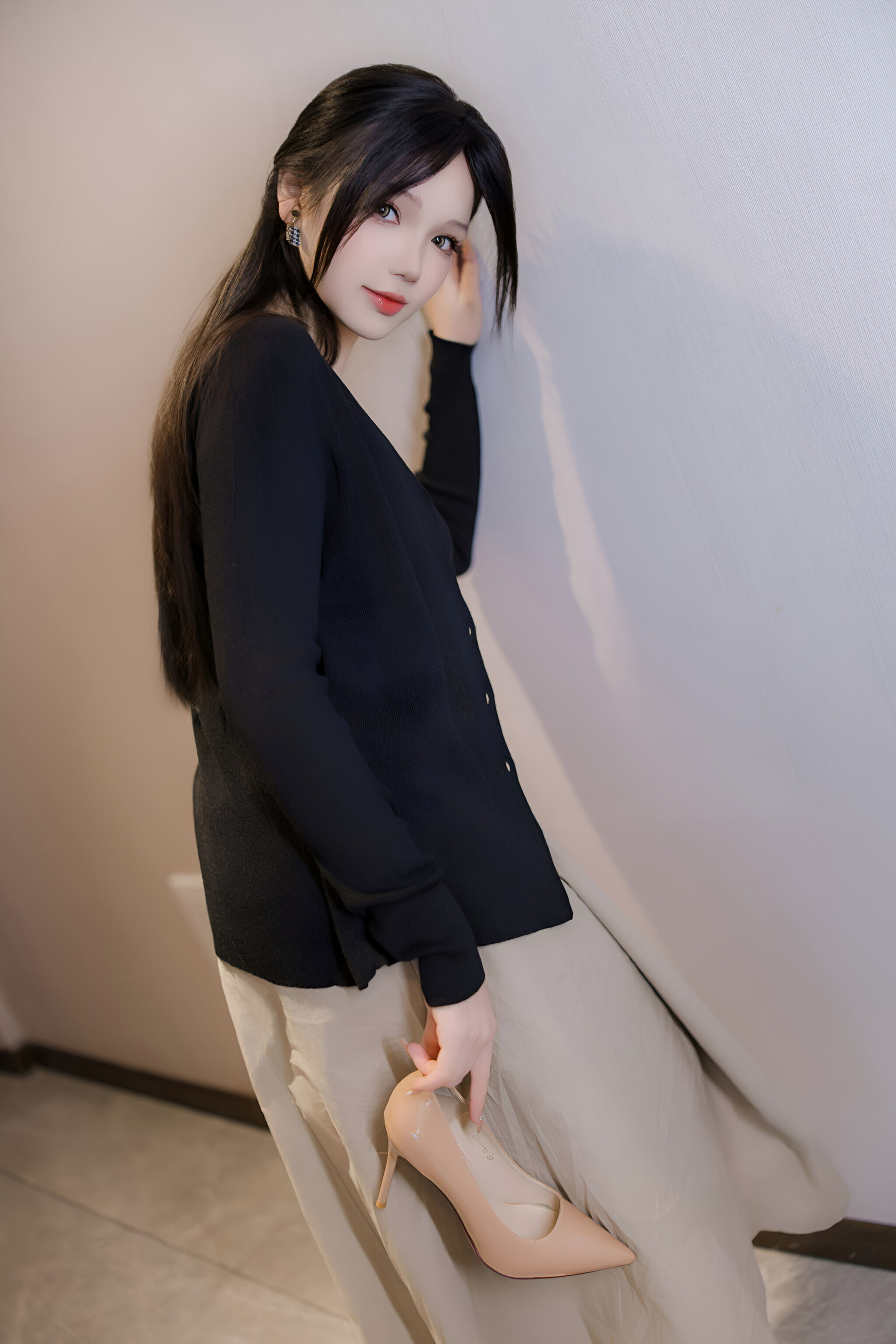 动漫博主 雪晴Astra - OL大姐姐/(86P)