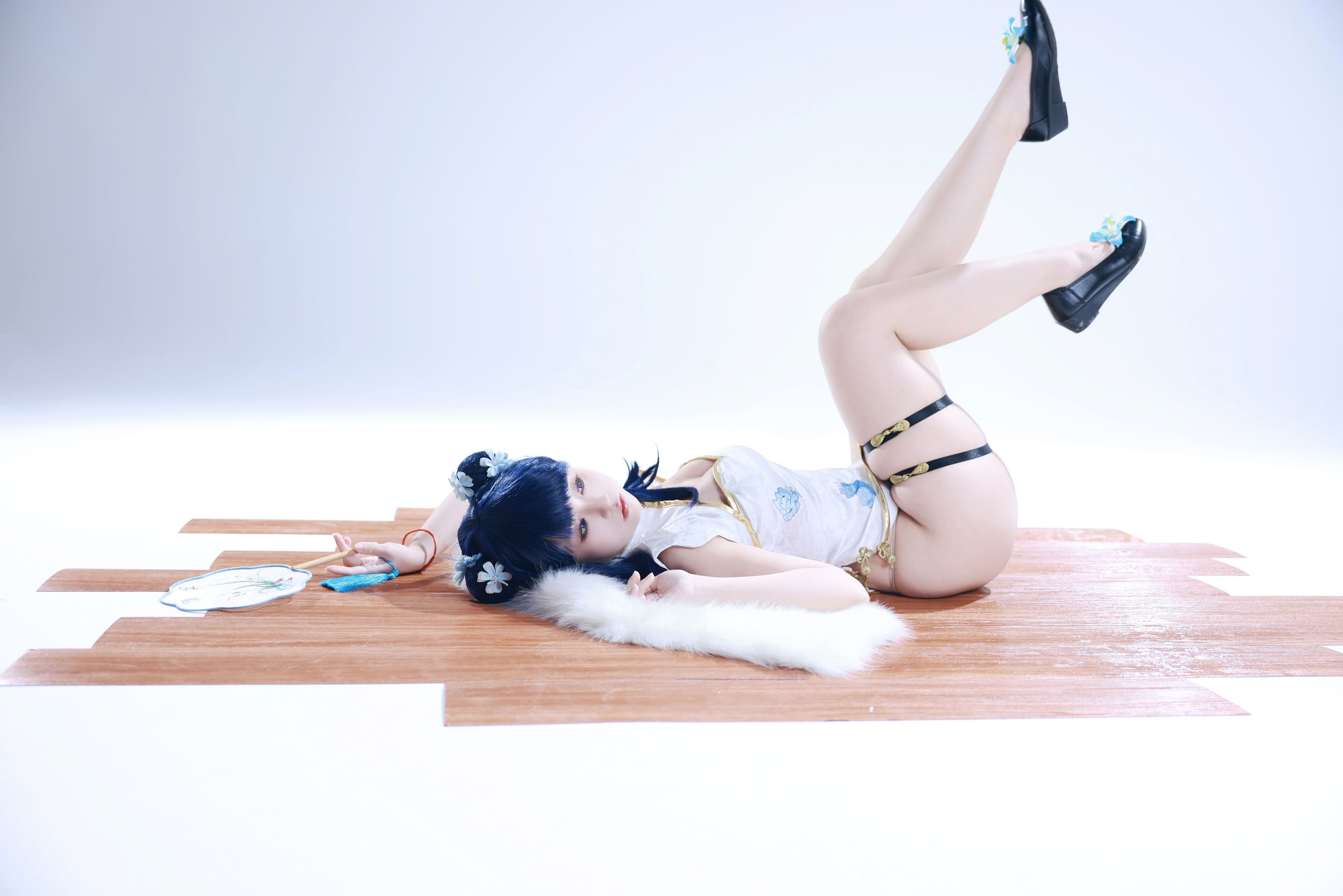 动漫博主 G44不会受伤 - 宝多六花旗袍/(34P)